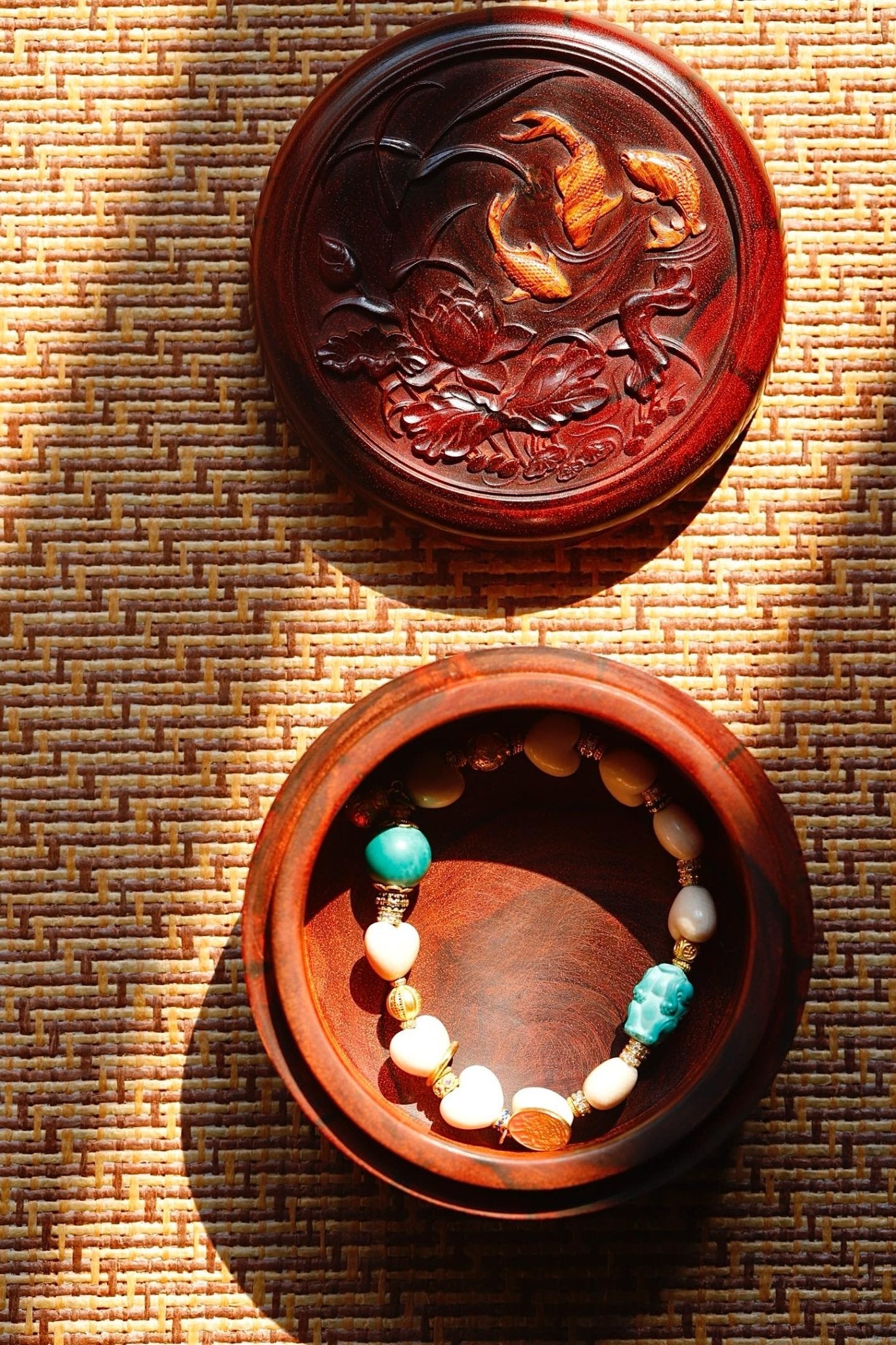 He Tang Ye Se - Wood Sculpture - zycs_China