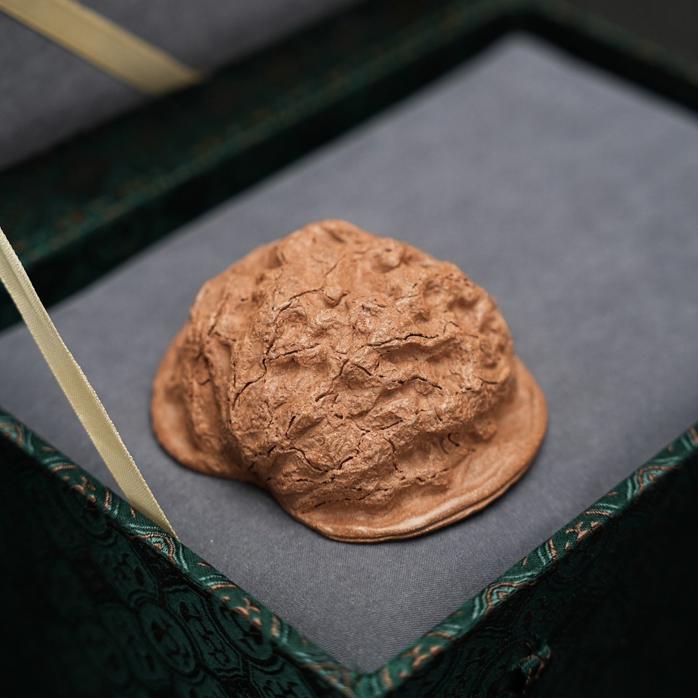 He Tao - Yixing Handmade Teacup - zycs_China