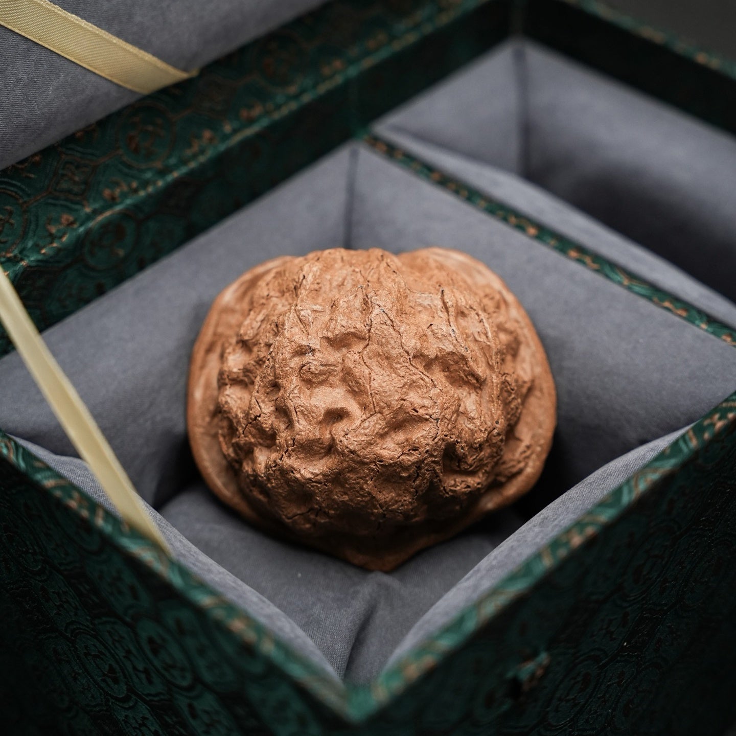 He Tao - Yixing Handmade Teacup - zycs_China