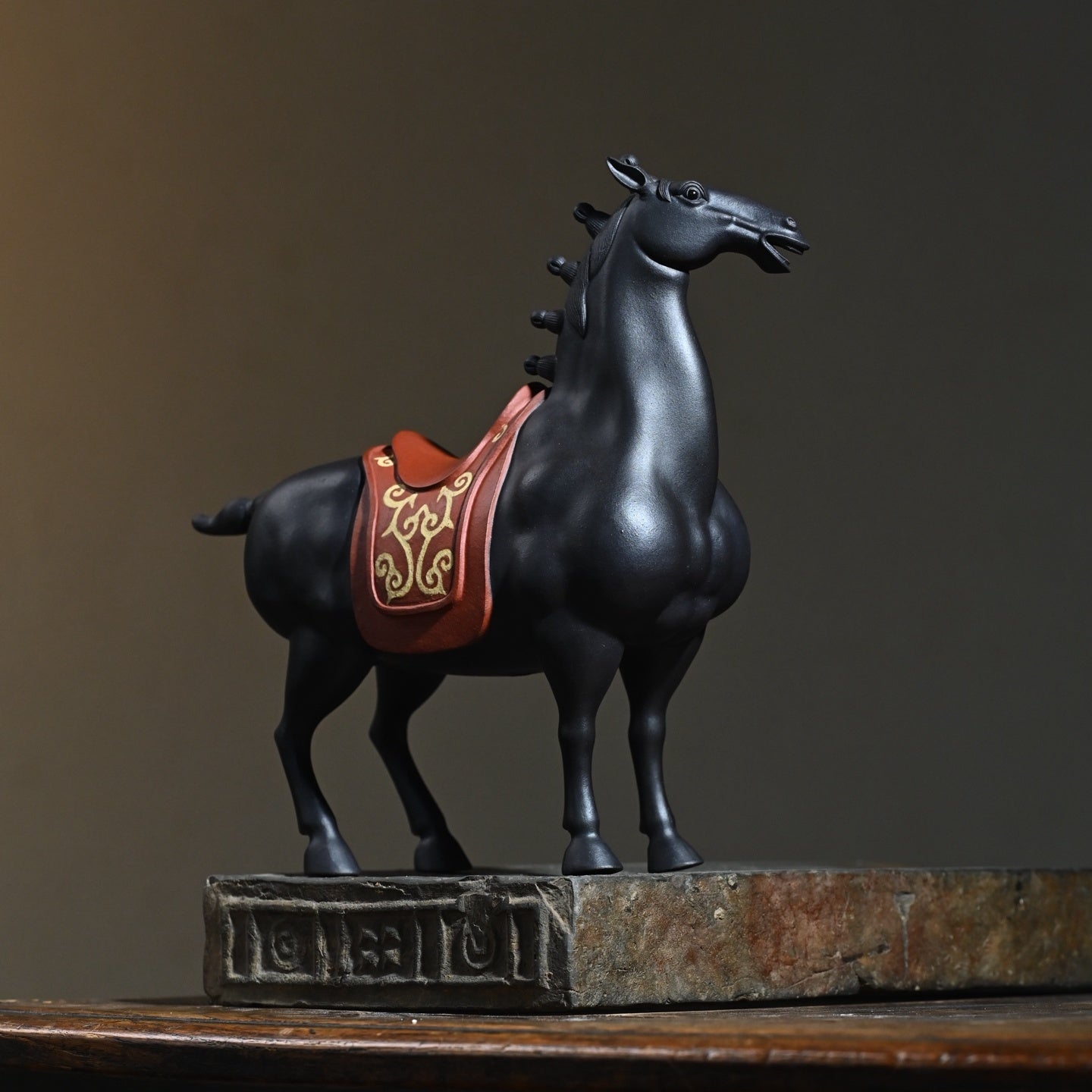 Hei Ma - Zisha Sculpture - zycs_China