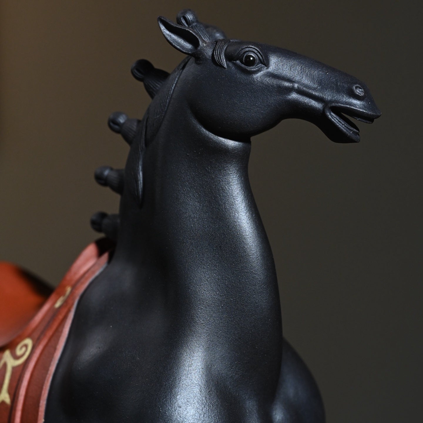 Hei Ma - Zisha Sculpture - zycs_China