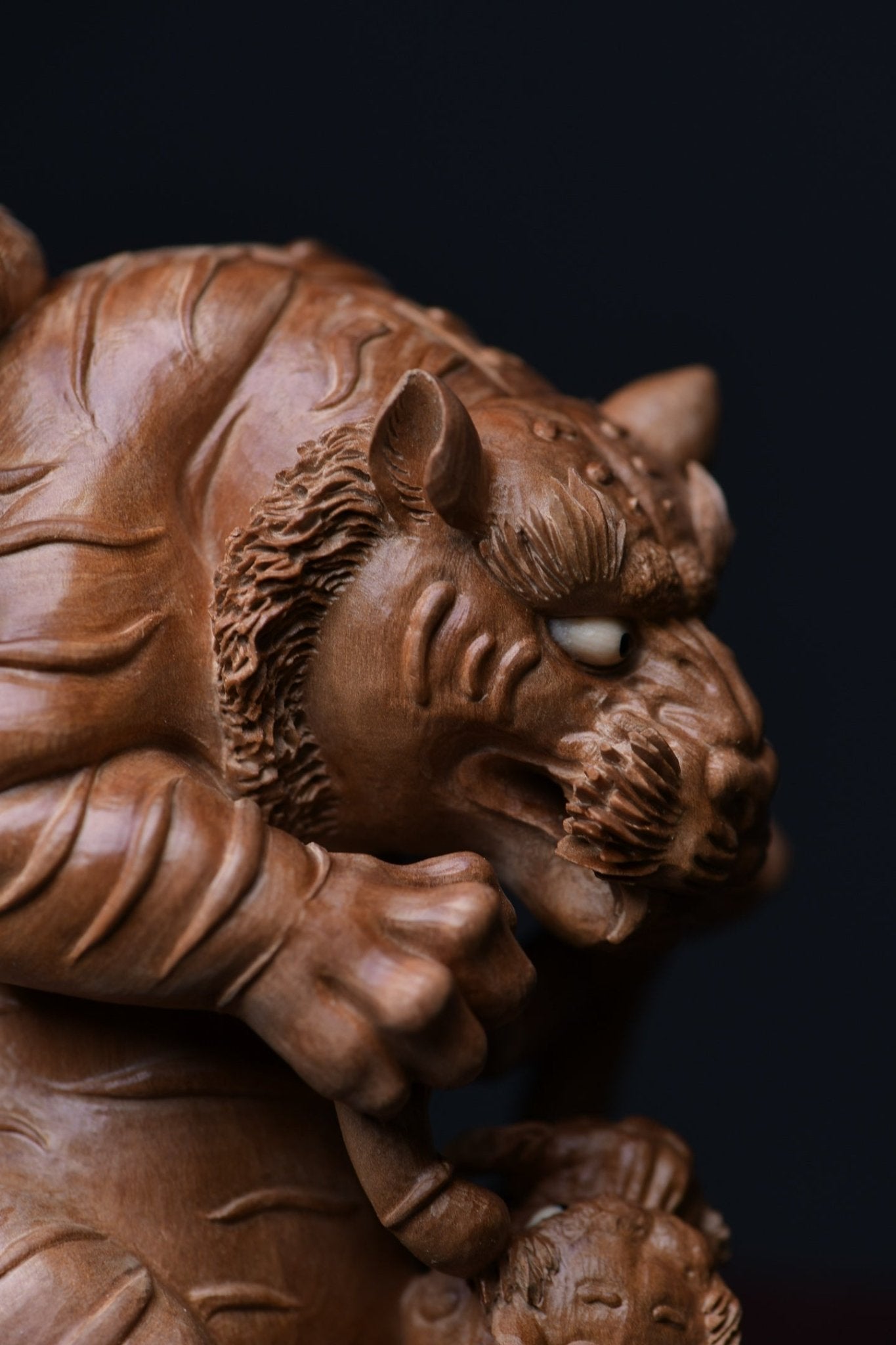 Hu Fu Wu Qian Zi - Wood Sculpture - zycs_China