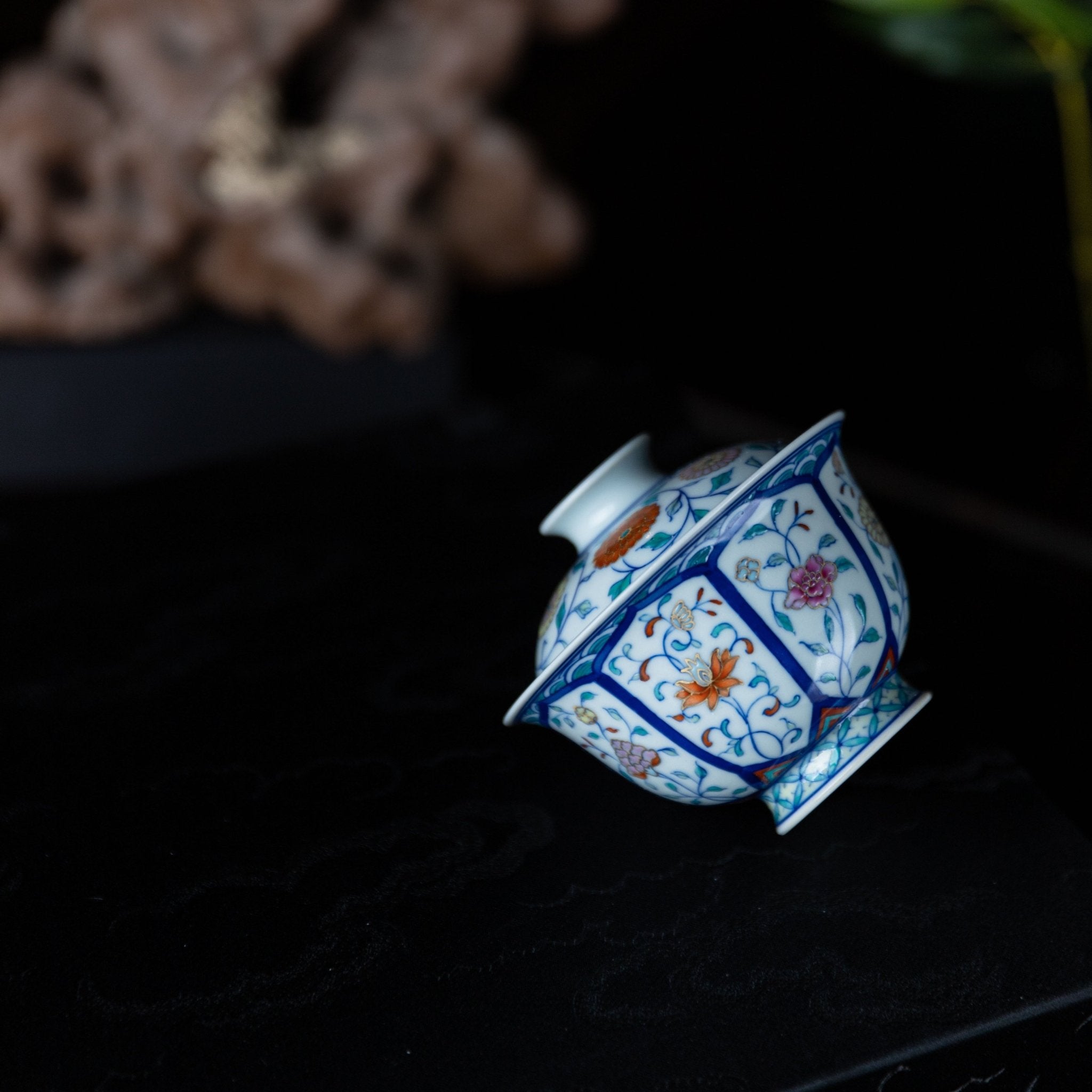 Hua Hui 130cc - Jing De Zhen Porcelain Gaiwan - zycs_China