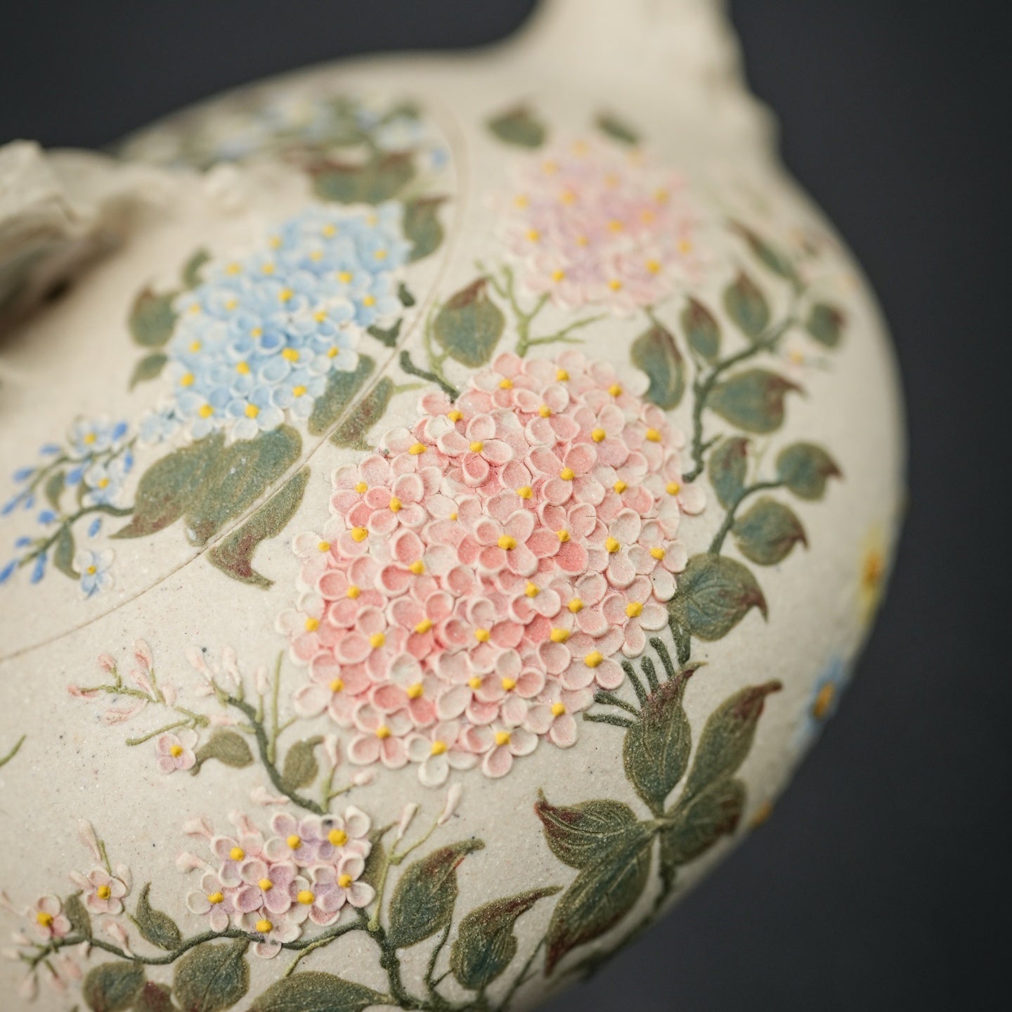 Hua Xiang 160cc - Yixing Handmade Teapot - zycs_China