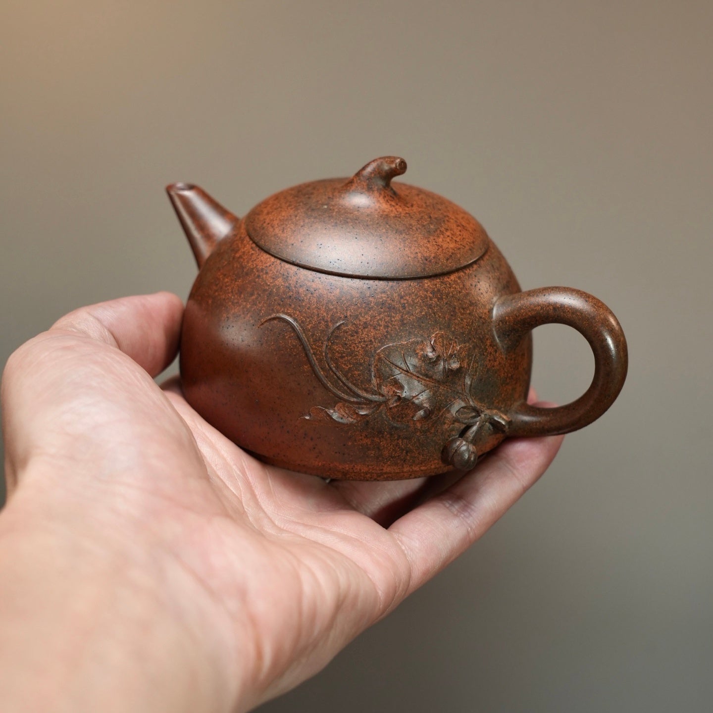 Hua Yu Ban Yue 200cc - Yixing Handmade Teapot 江苏宜兴