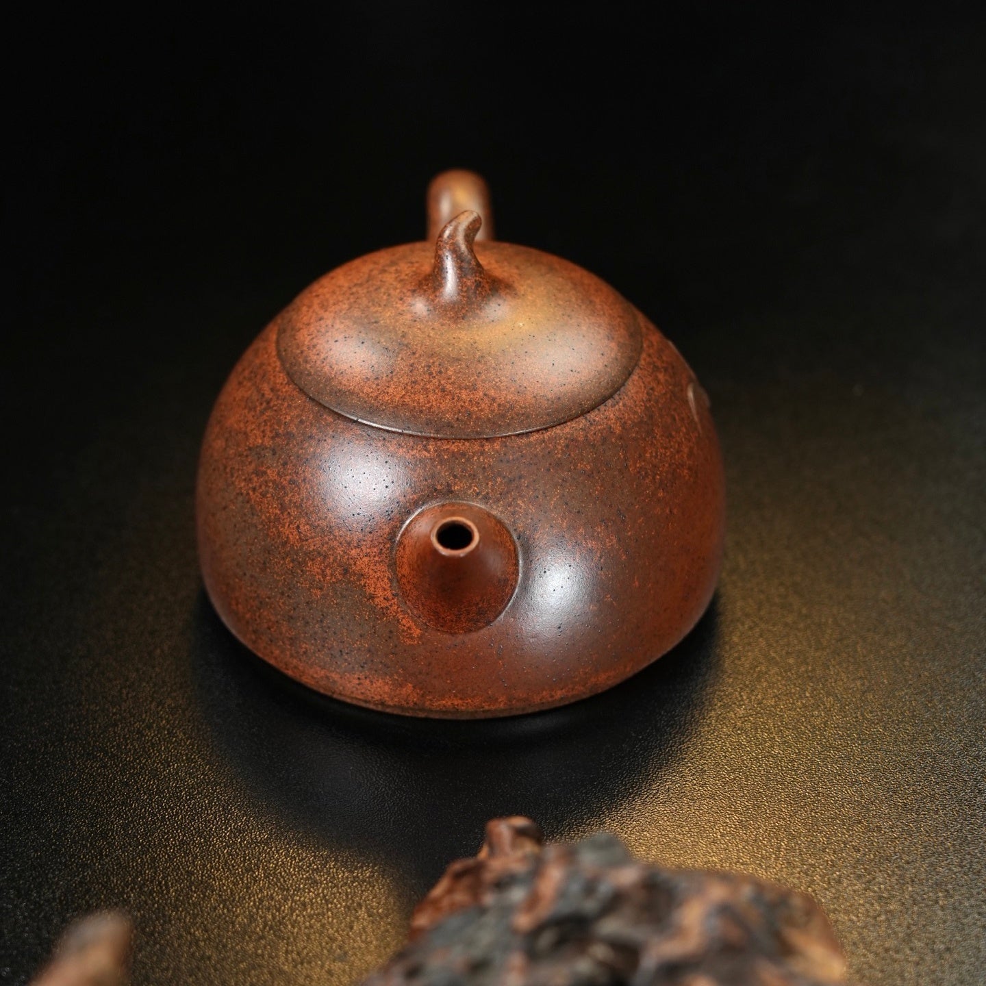 Hua Yu Ban Yue 200cc - Yixing Handmade Teapot 江苏宜兴