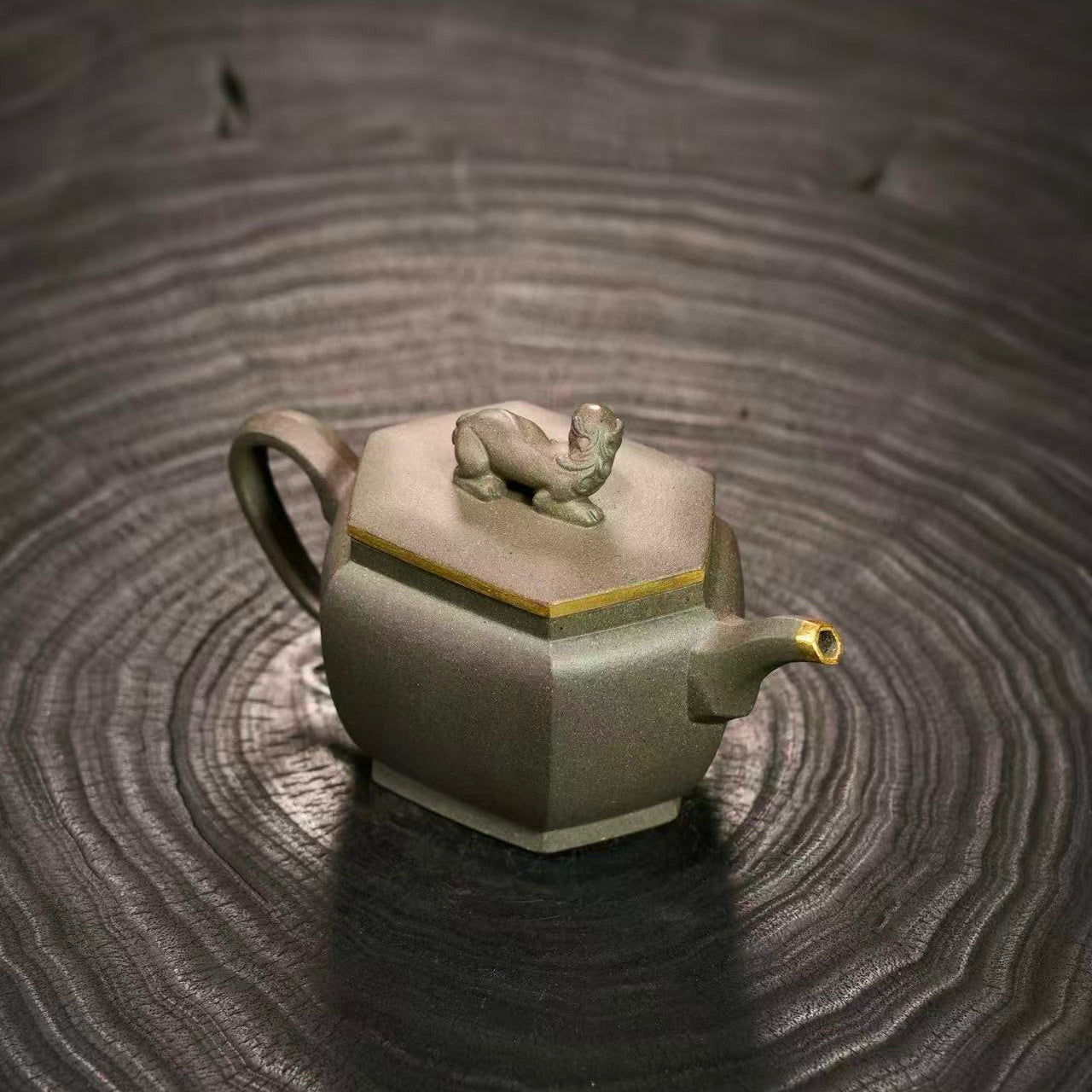 Hui Wang 180cc - Yixing Handmade Teapot - zycs_China