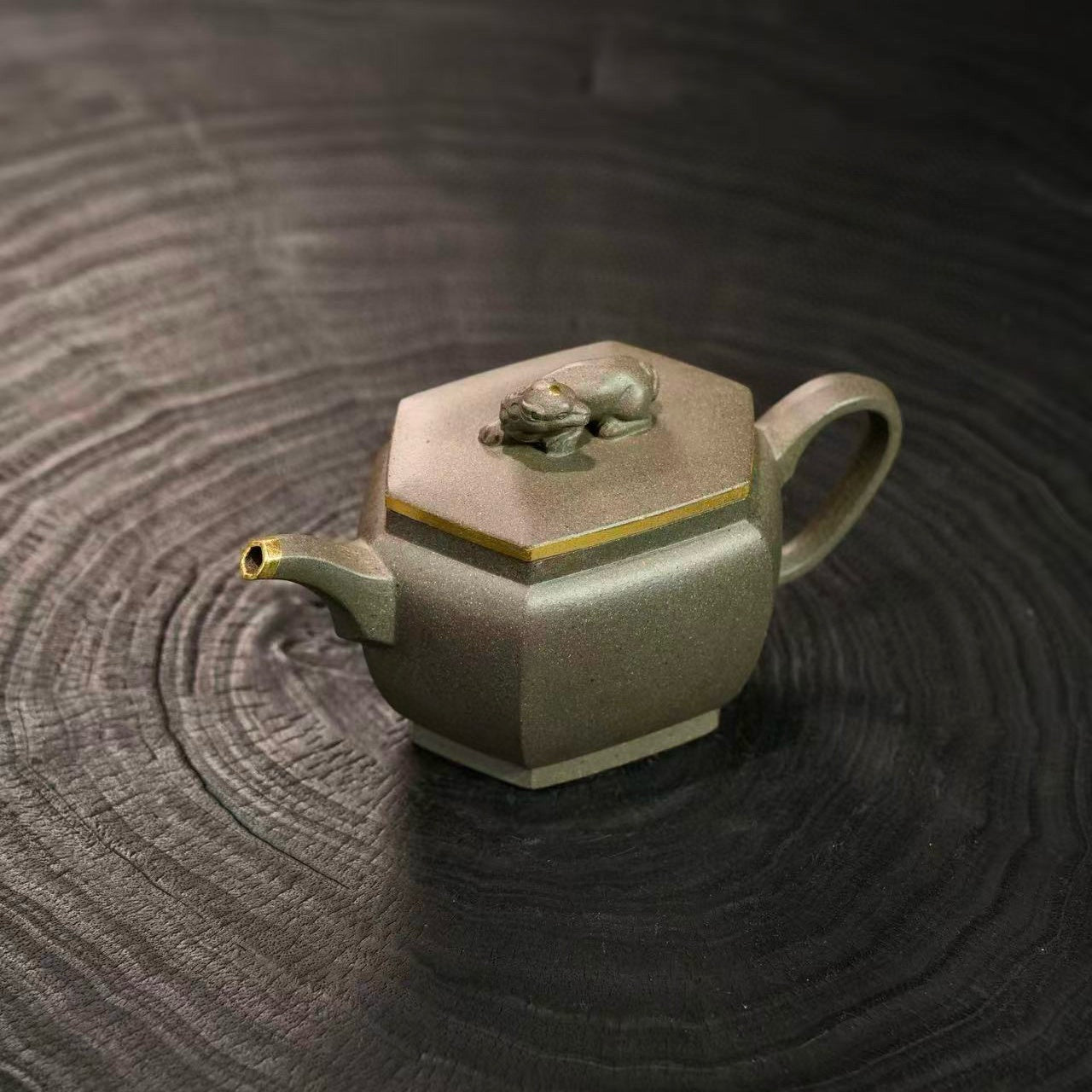 Hui Wang 180cc - Yixing Handmade Teapot - zycs_China