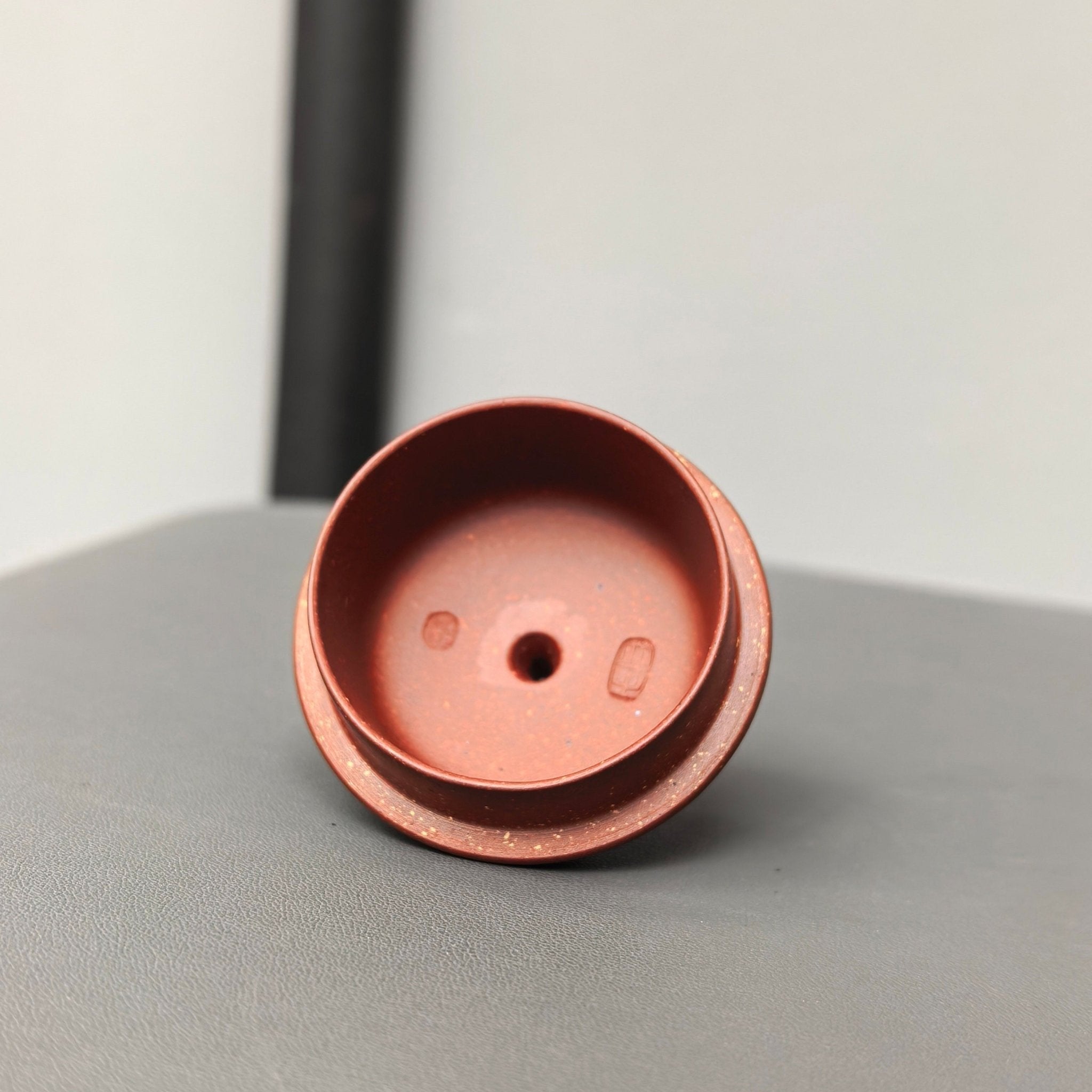 Jian Liu De Zhong 180cc - Yixing Handmade Teapot 江苏宜兴