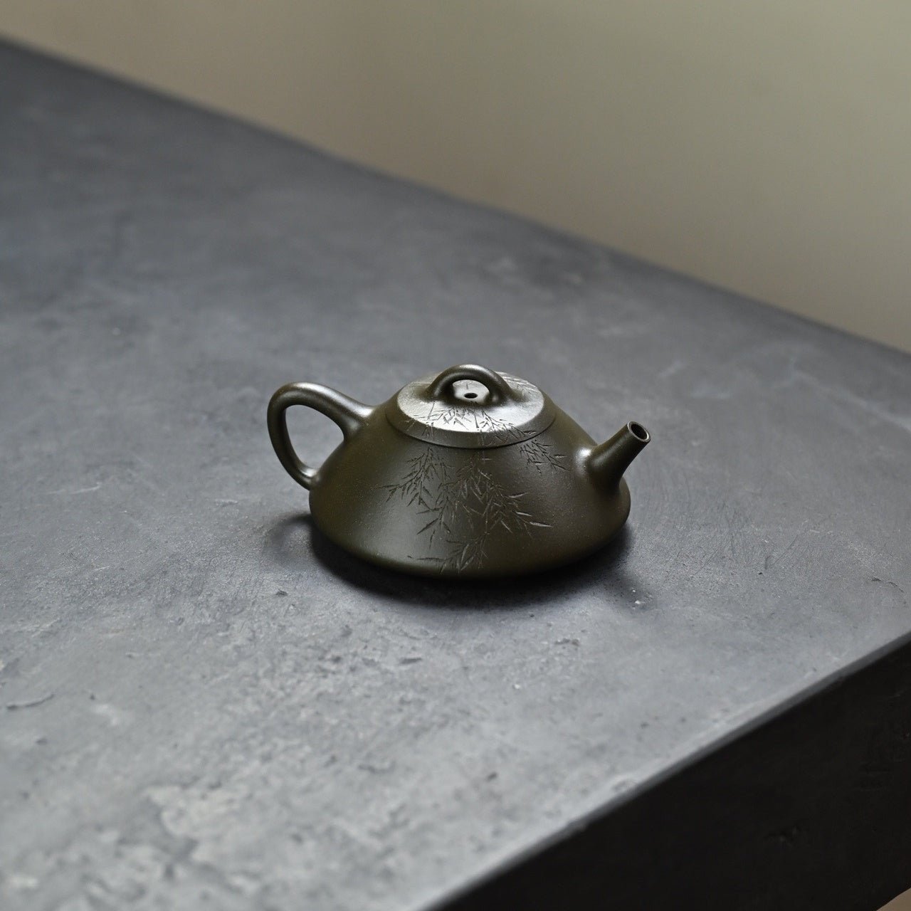Jie Gai Shi Piao 110cc - Yixing Handmade Teapot - zycs_China