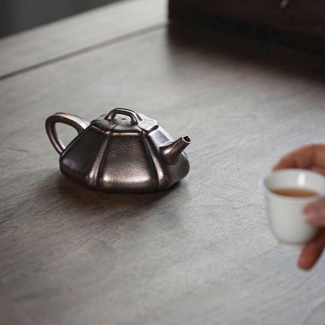 Jin Fang 200cc - Yixing Handmade Teapot - zycs_China