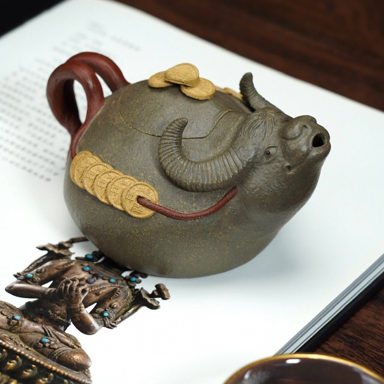 Jin Niu Bao Chun 230cc - Yixing Handmade Teapot - zycs_China