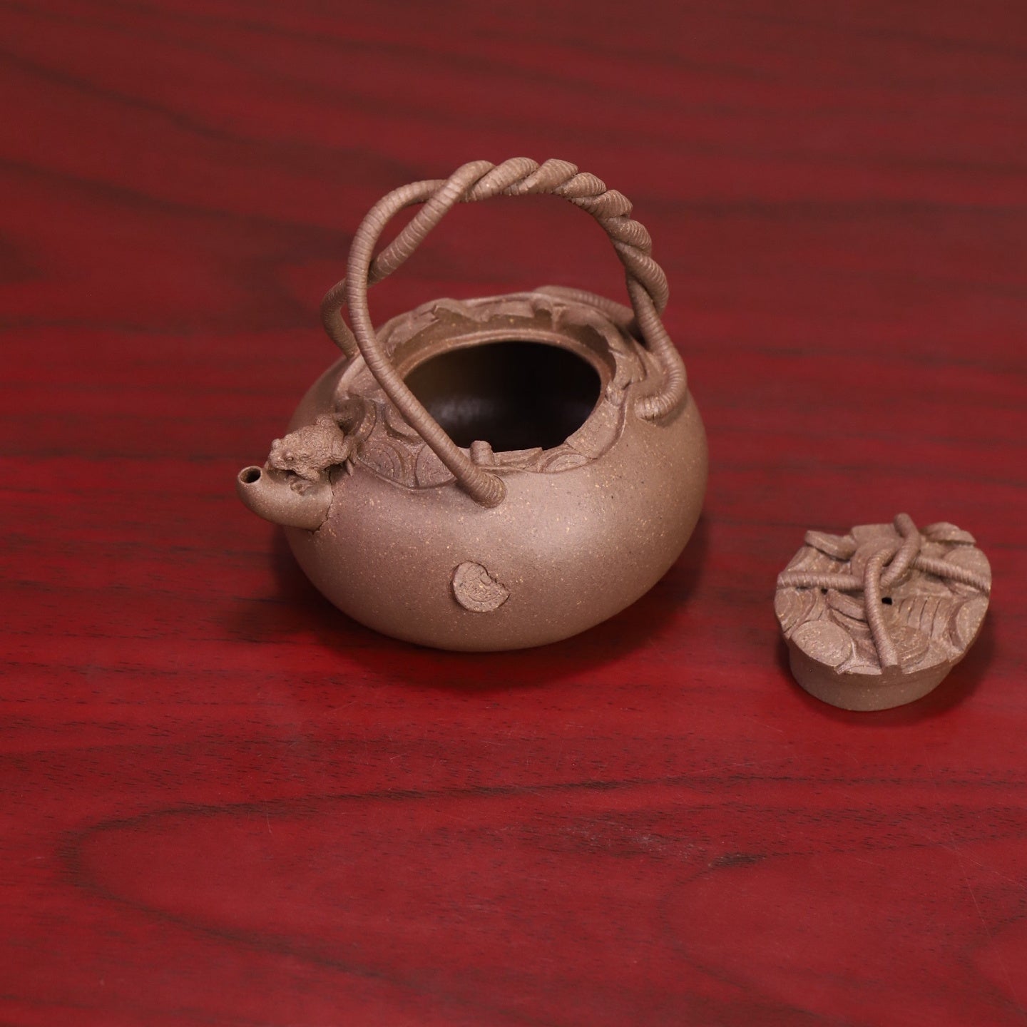 Jin Qian Dai 140cc - Yixing Handmade Teapot - zycs_China