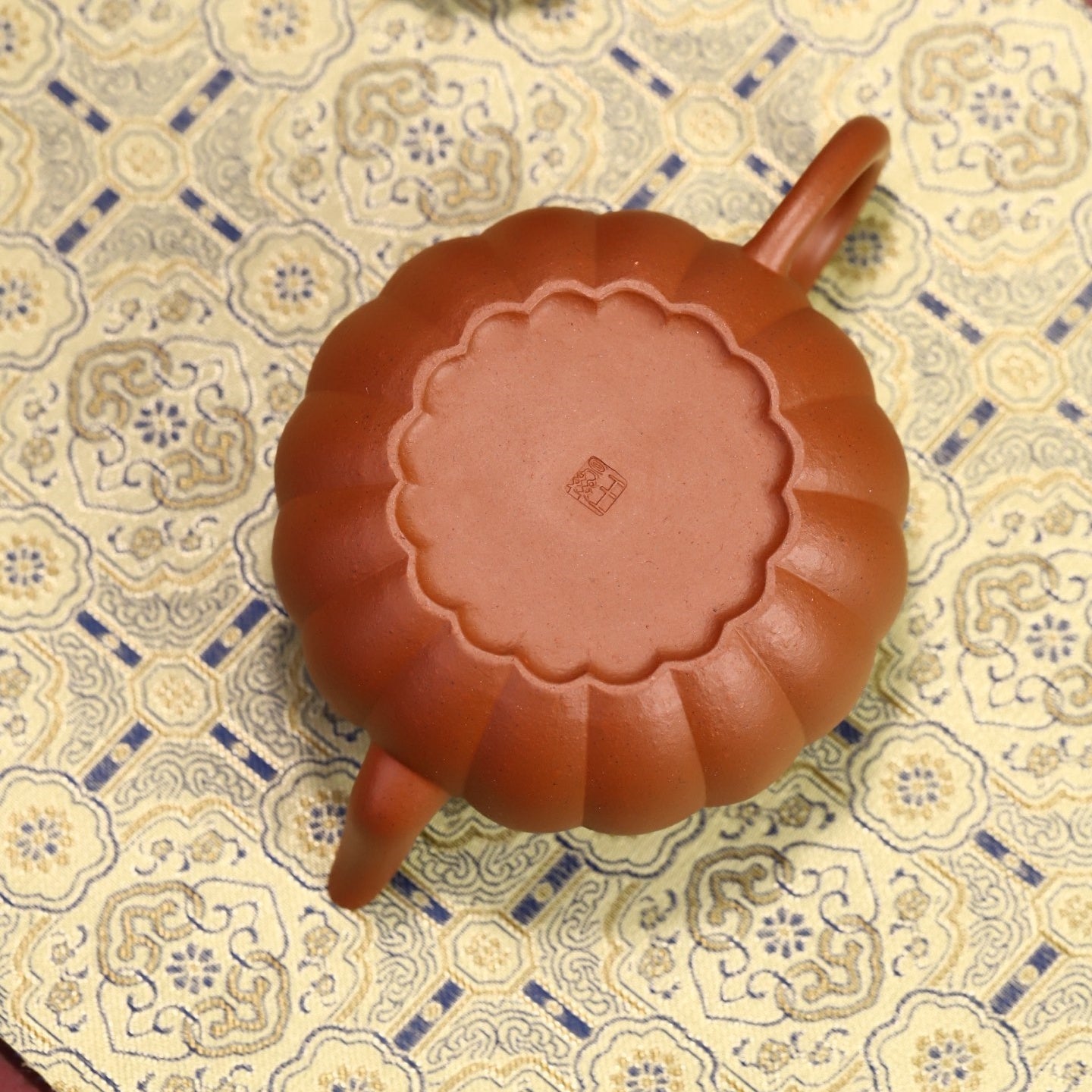Jin Wen Li Xing 230cc - Yixing Handmade Teapot - zycs_China