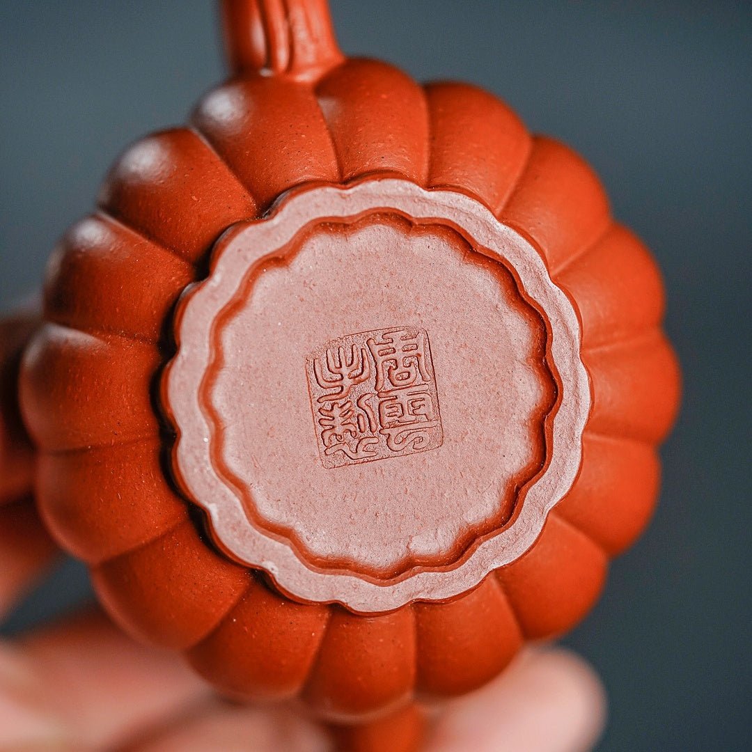 Jin Wen Pan Hu 110cc - Yixing Handmade Teapot - zycs_China