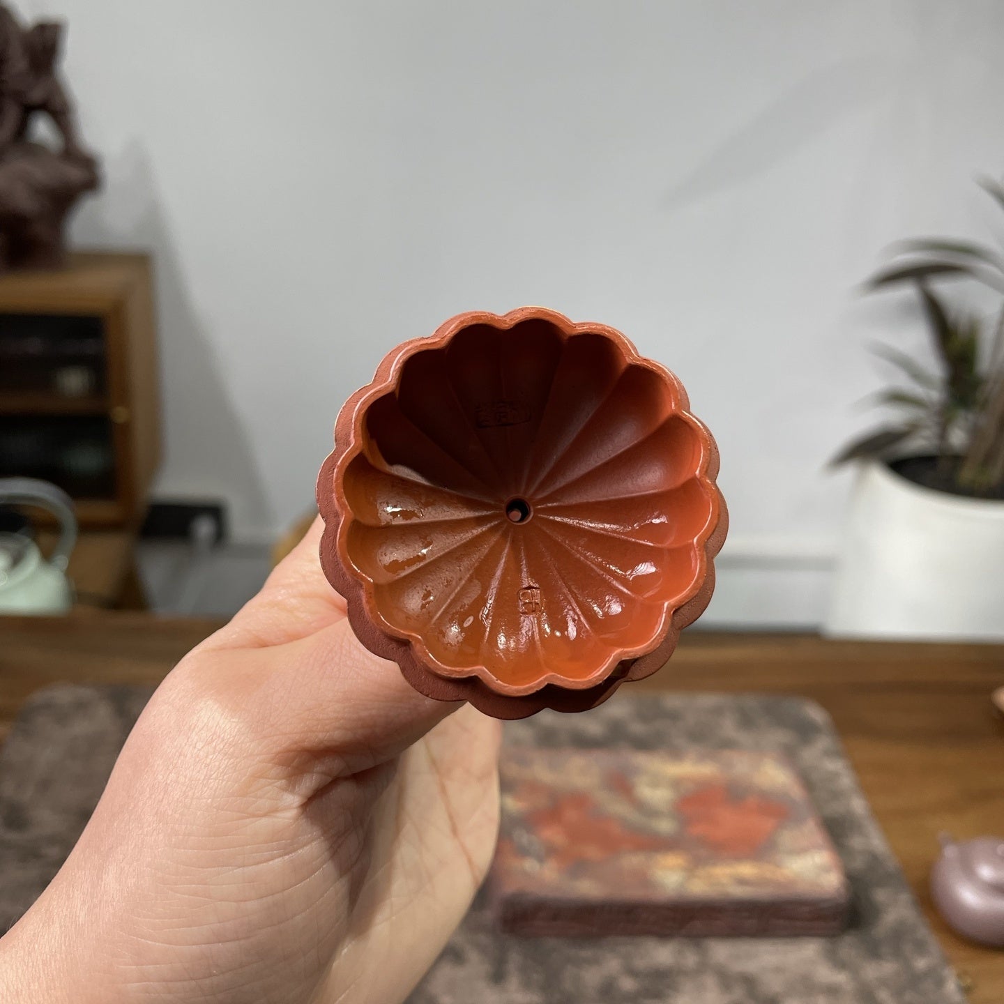 Jin Wen Pan Hu 160cc - Yixing Handmade Teapot - zycs_China