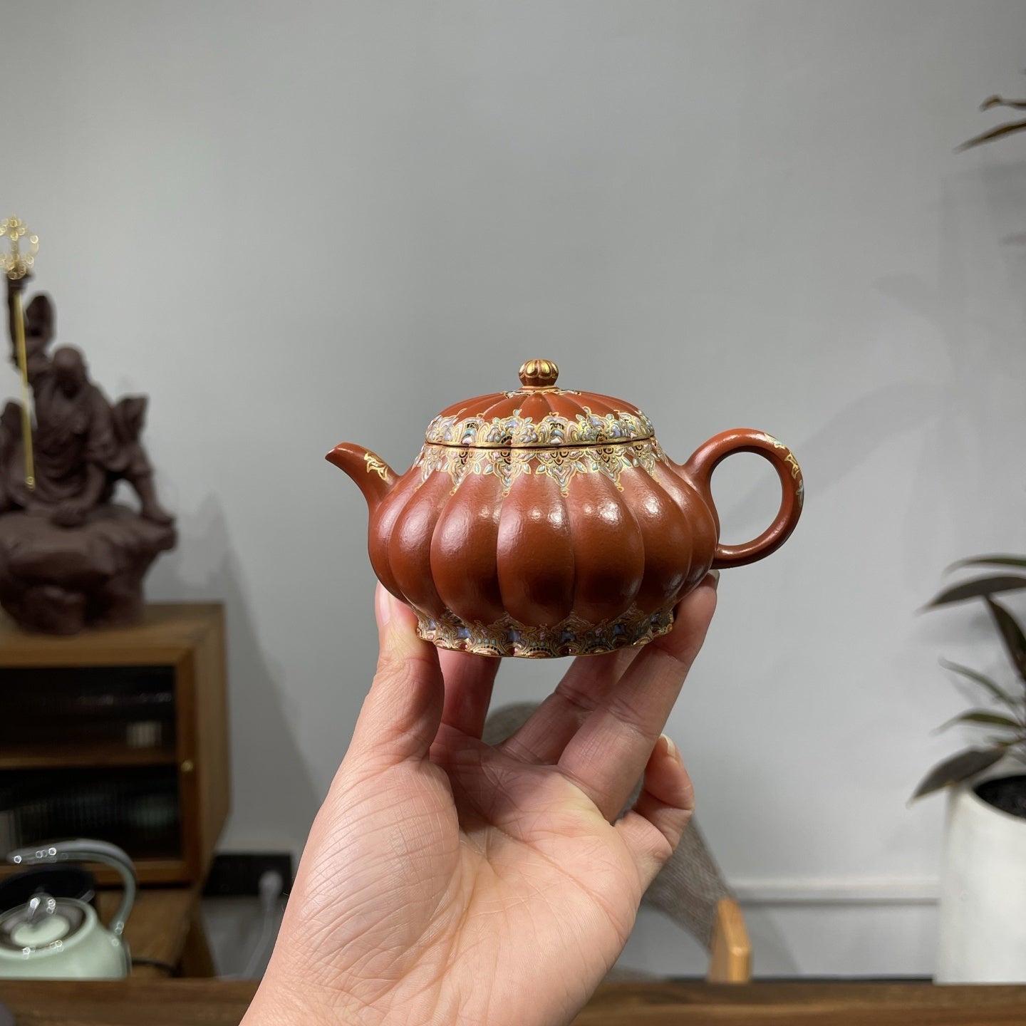 Jin Wen Pan Hu 160cc - Yixing Handmade Teapot - zycs_China