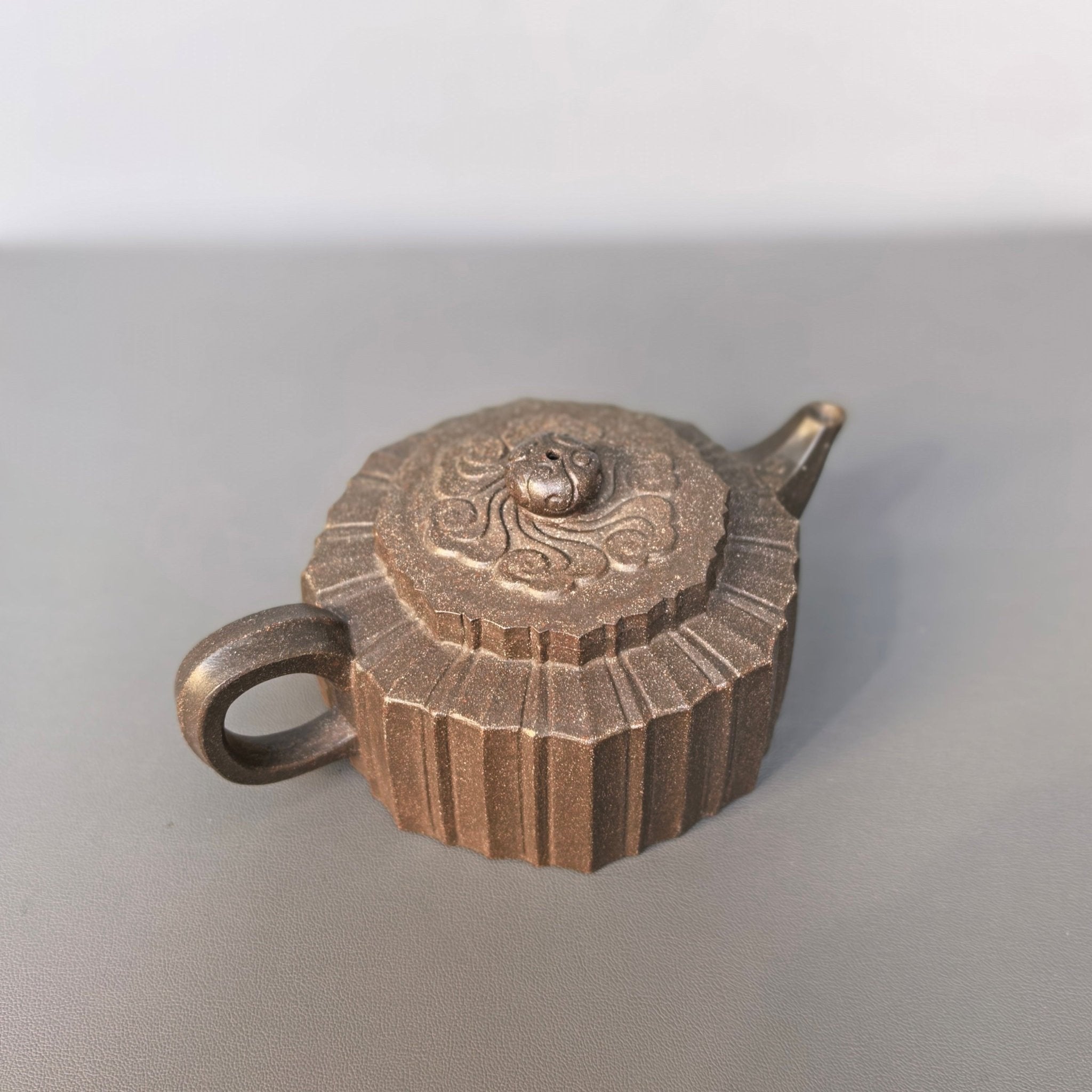 Jin Wen Zhou Pan 230cc - Yixing Handmade Teapot - zycs_China
