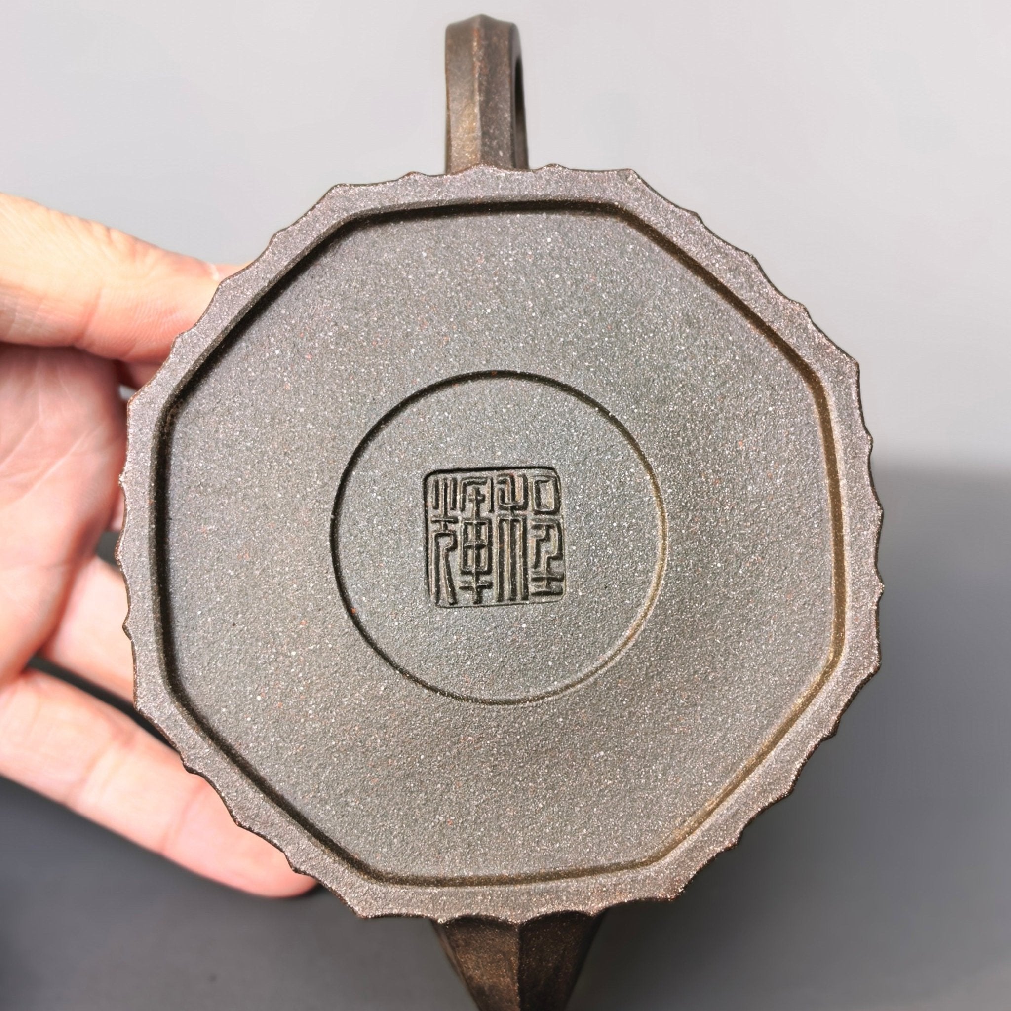 Jin Wen Zhou Pan 230cc - Yixing Handmade Teapot - zycs_China