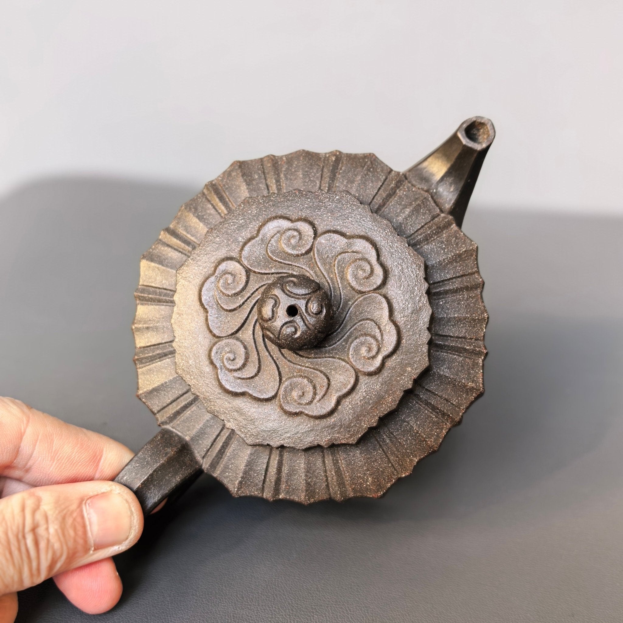 Jin Wen Zhou Pan 230cc - Yixing Handmade Teapot - zycs_China