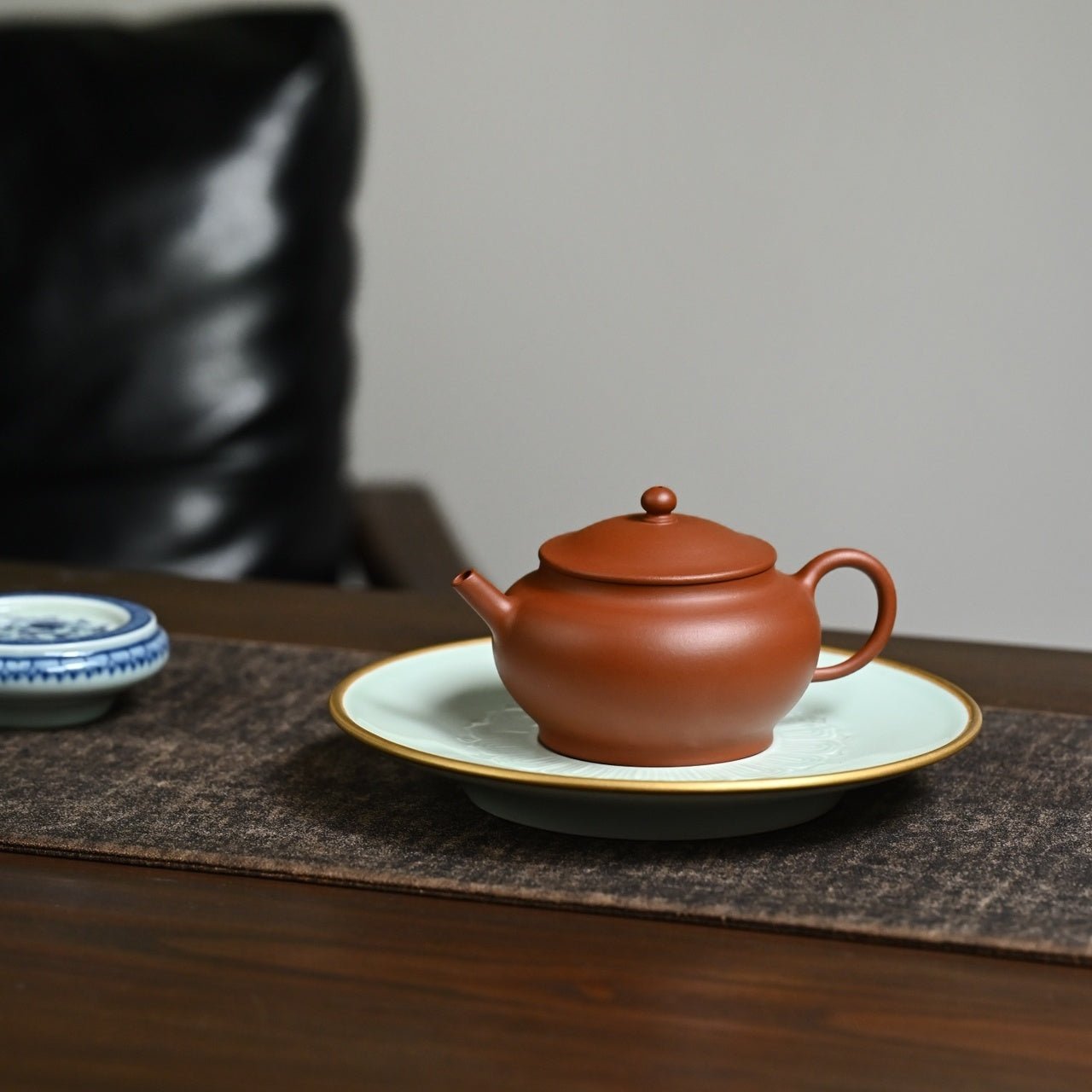 Jin Zhu 230cc - Yixing Handmade Teapot - zycs_China