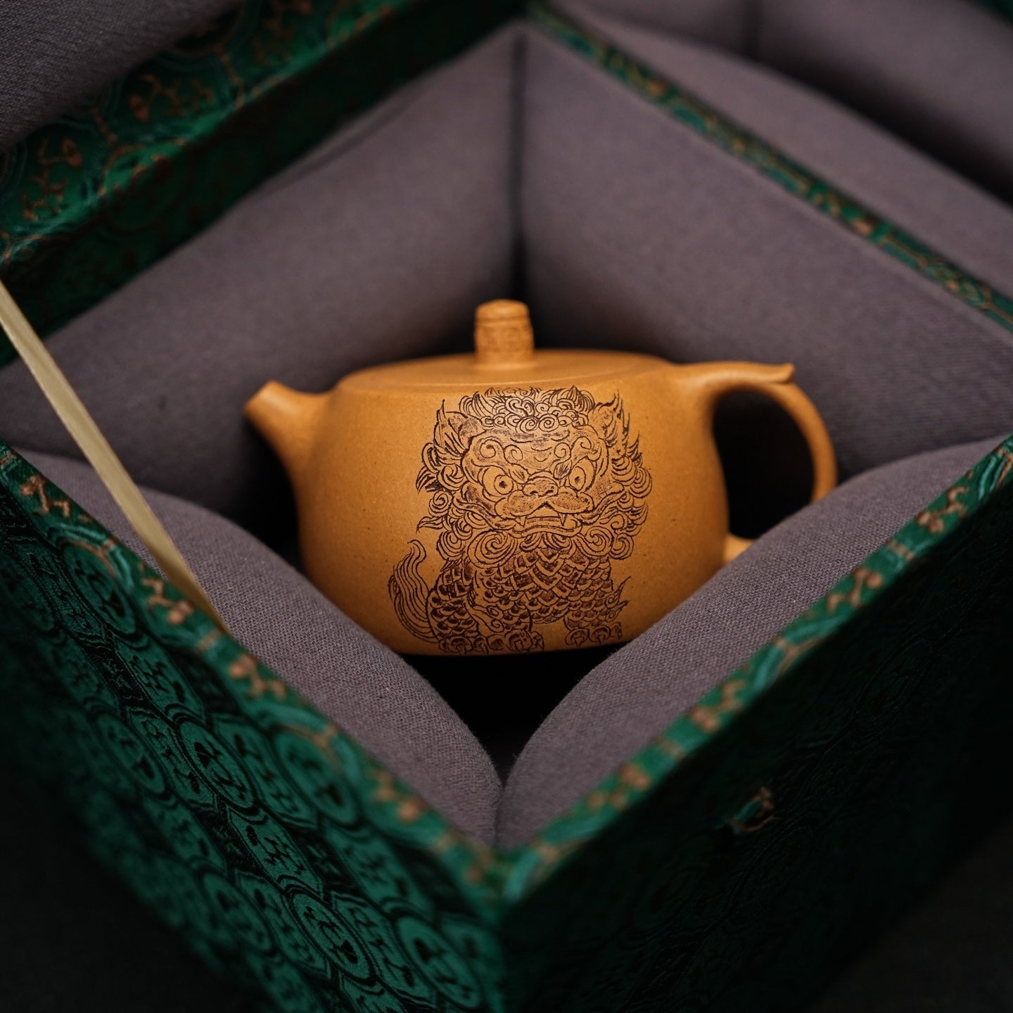 Jing Duo 120cc - Yixing Handmade Teapot - zycs_China