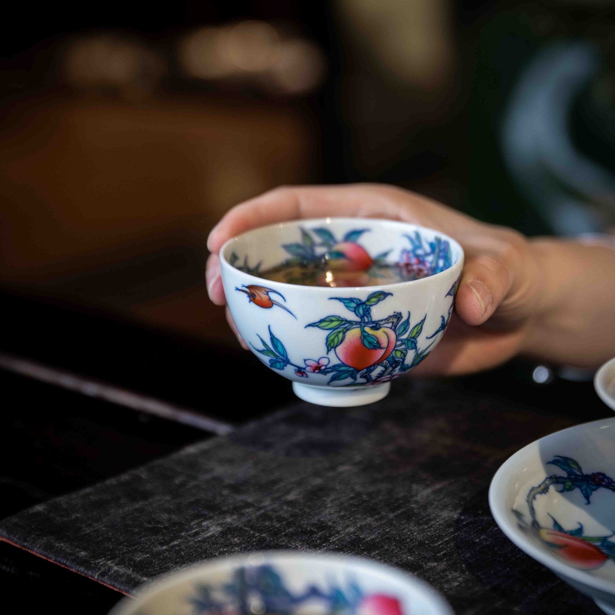 Jiu Tao 150cc - Jing De Zhen Porcelain Gaiwan - zycs_China