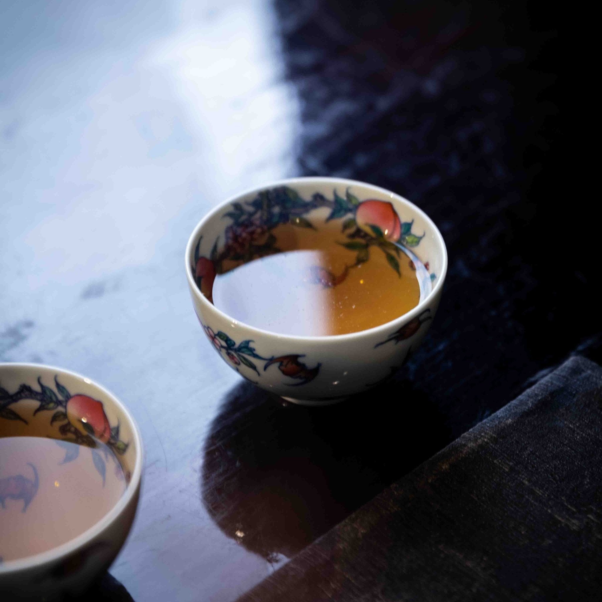 Jiu Tao 150cc - Jing De Zhen Porcelain Gaiwan - zycs_China