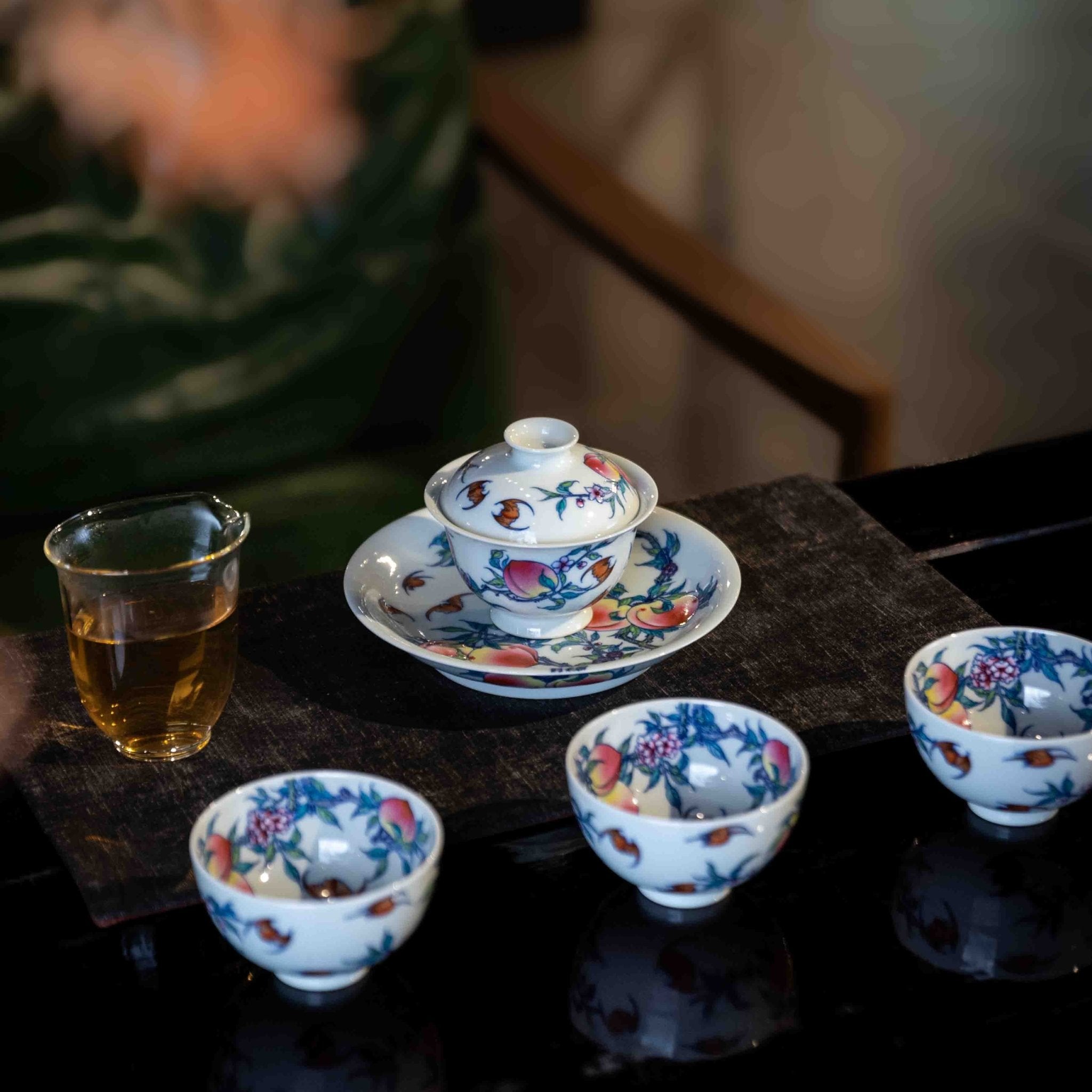 Jiu Tao 150cc - Jing De Zhen Porcelain Gaiwan - zycs_China