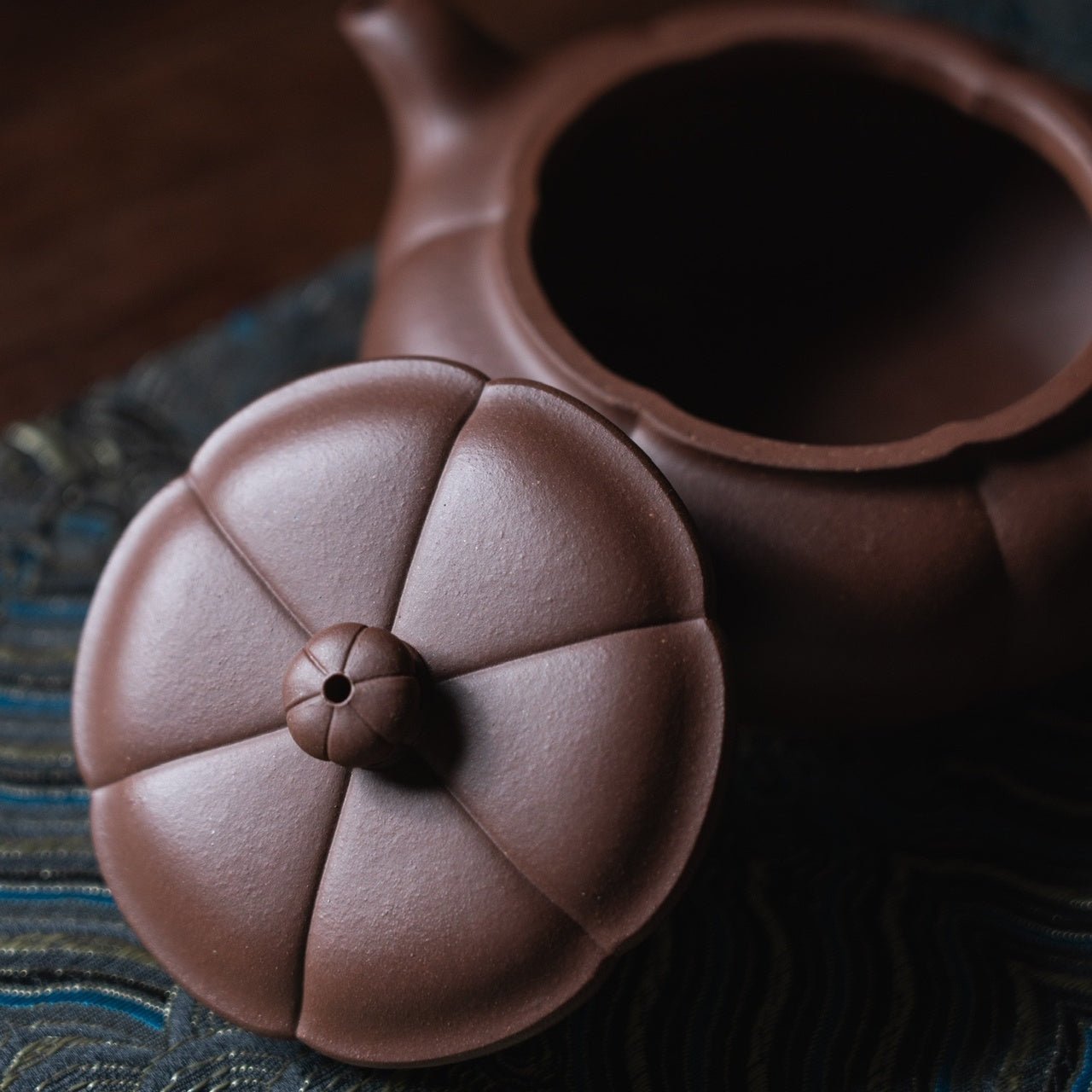 Ju Lei 200cc - Yixing Handmade Teapot - zycs_China