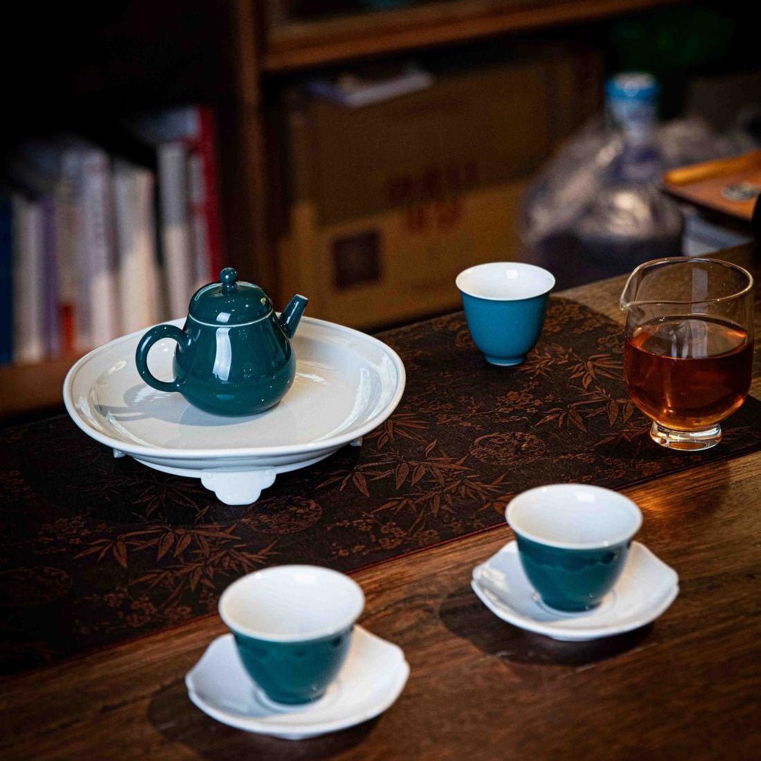 Kong Que Lv 90cc - Jing De Zhen Porcelain Teapot - zycs_China