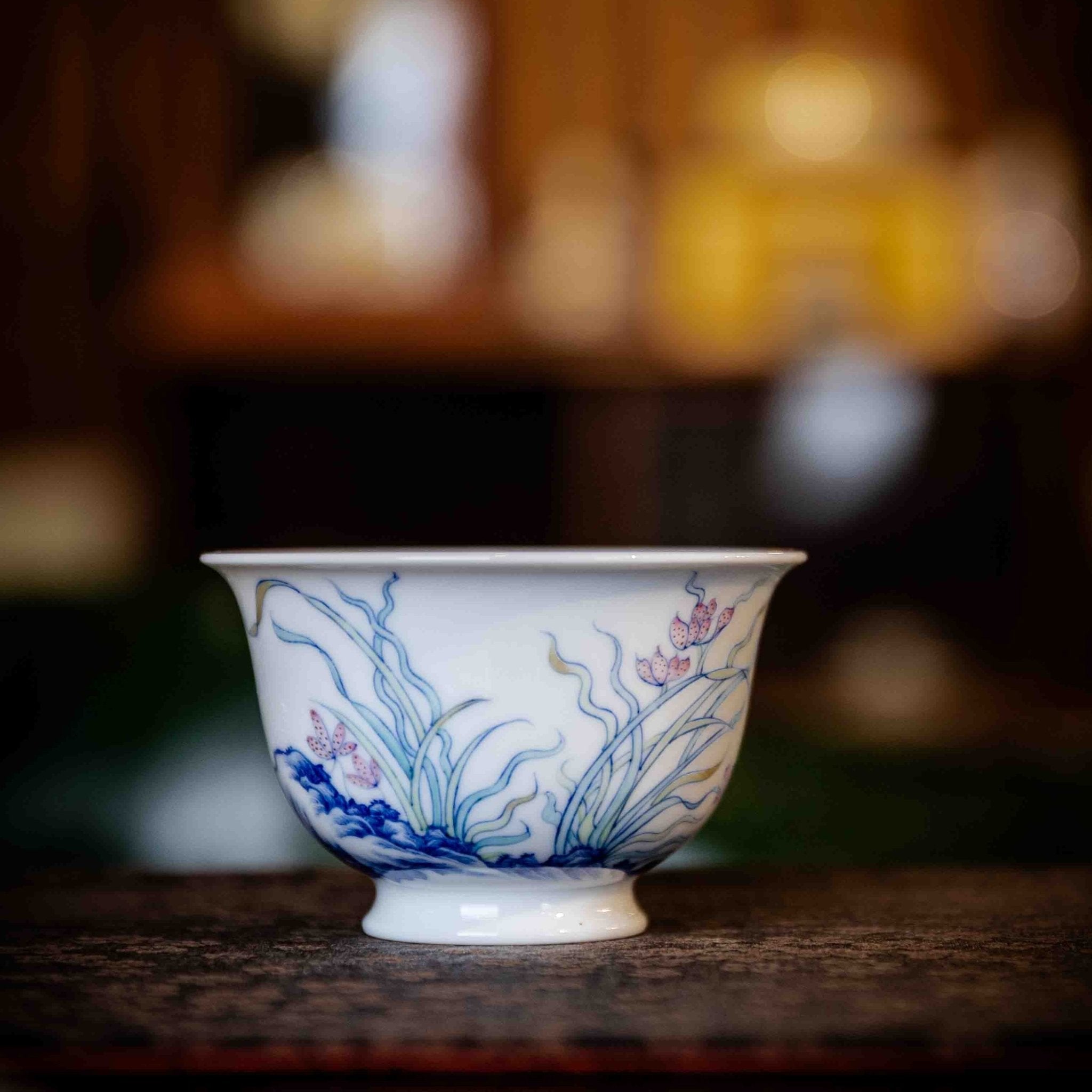 Lan Hua Hu Die 160cc - Jing De Zhen Porcelain Gaiwan - zycs_China