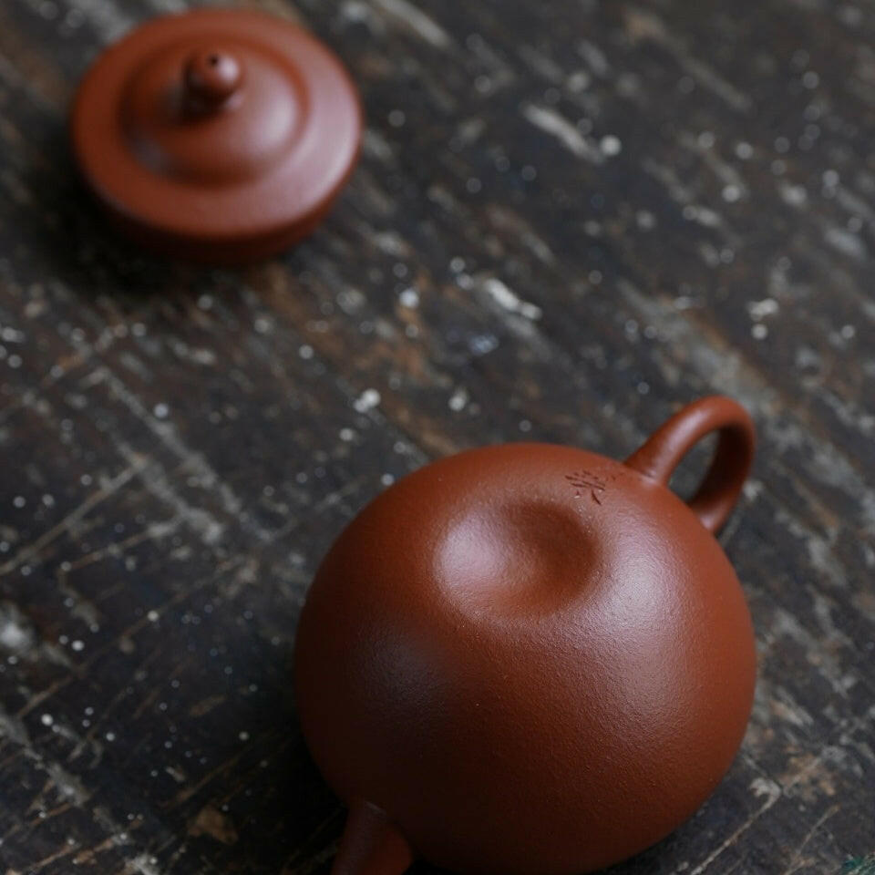 Li Mao Yuan Zhu 100cc - Yixing Handmade Teapot - zycs_China