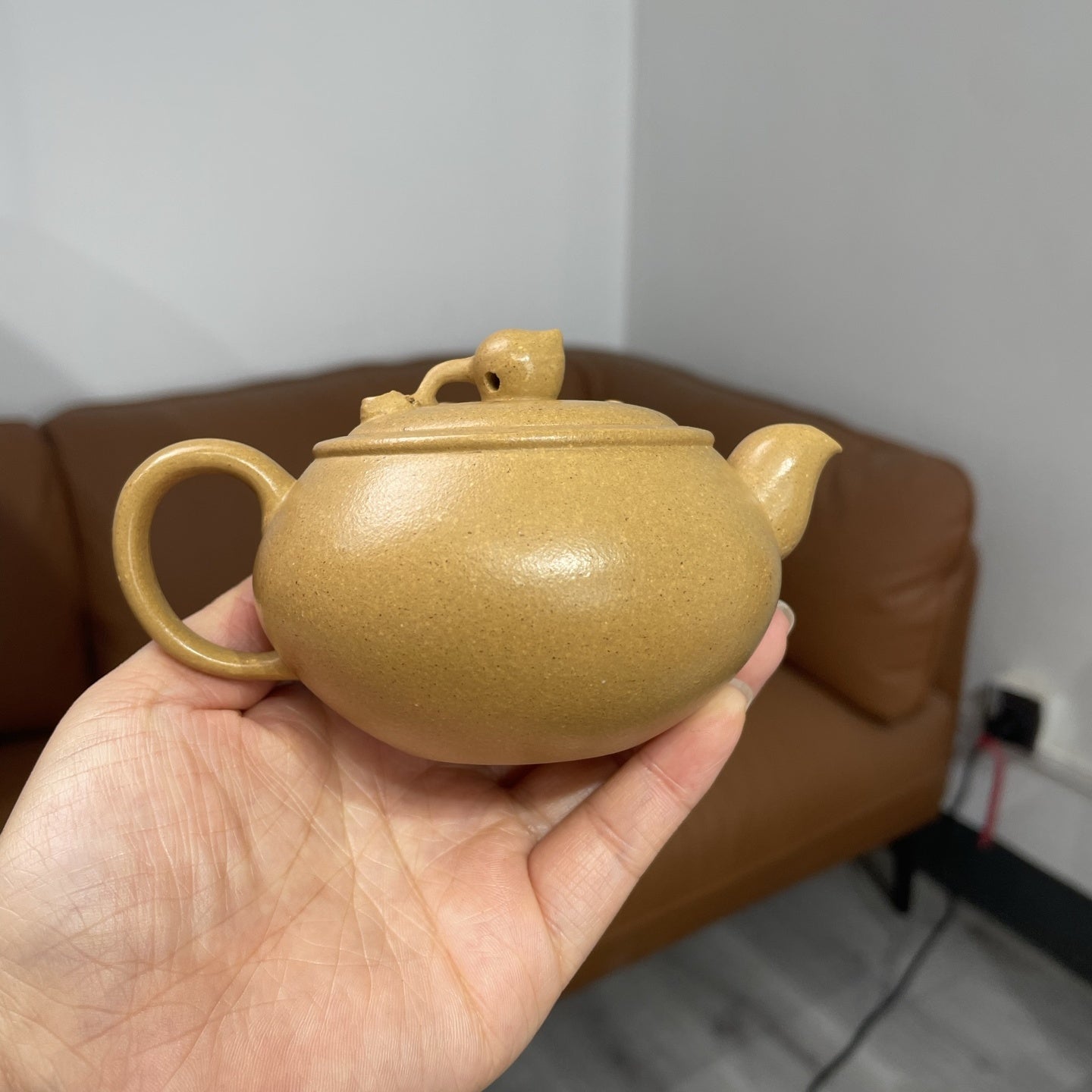 Li Yong Shou Tao 200cc - Yixing Handmade Teapot - zycs_China