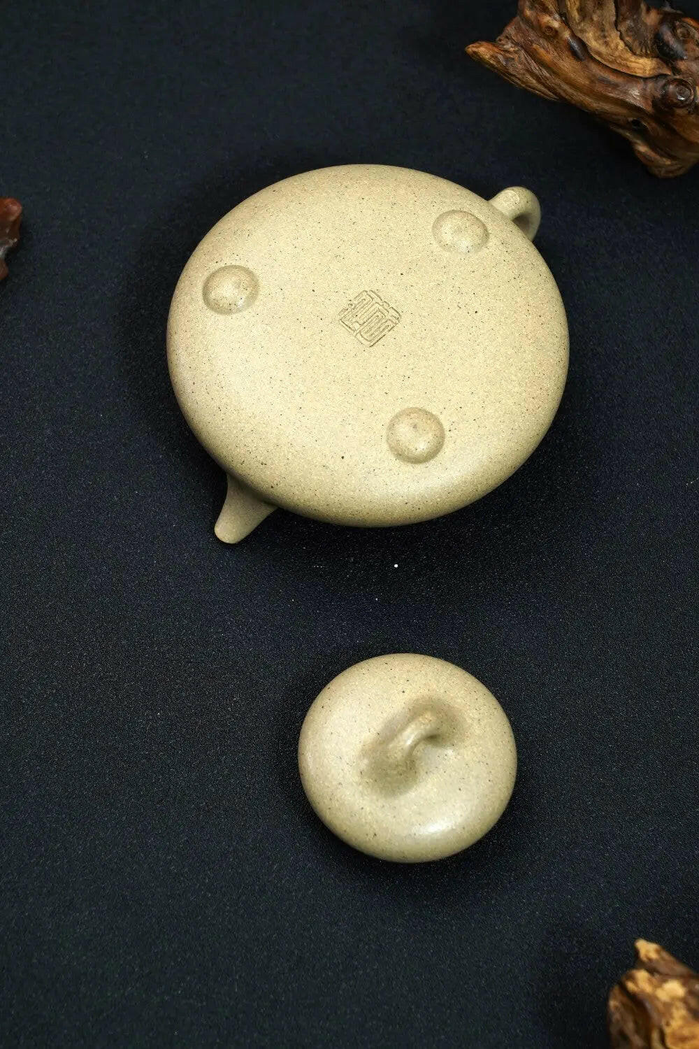 Li Zhu 200cc - Yixing Handmade Teapot - zycs_China