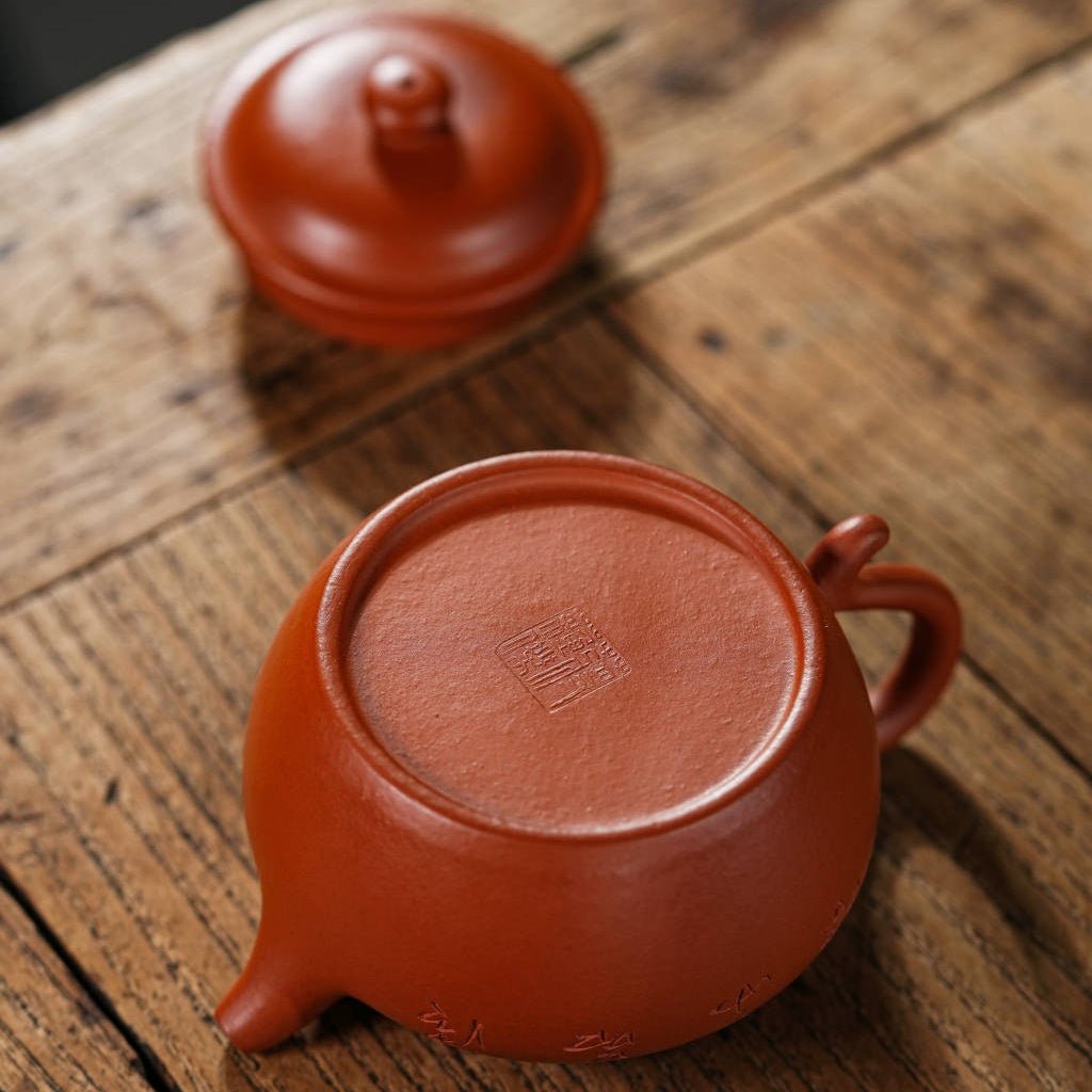 Lian Zi 200cc - Yixing Handmade Teapot - zycs_China