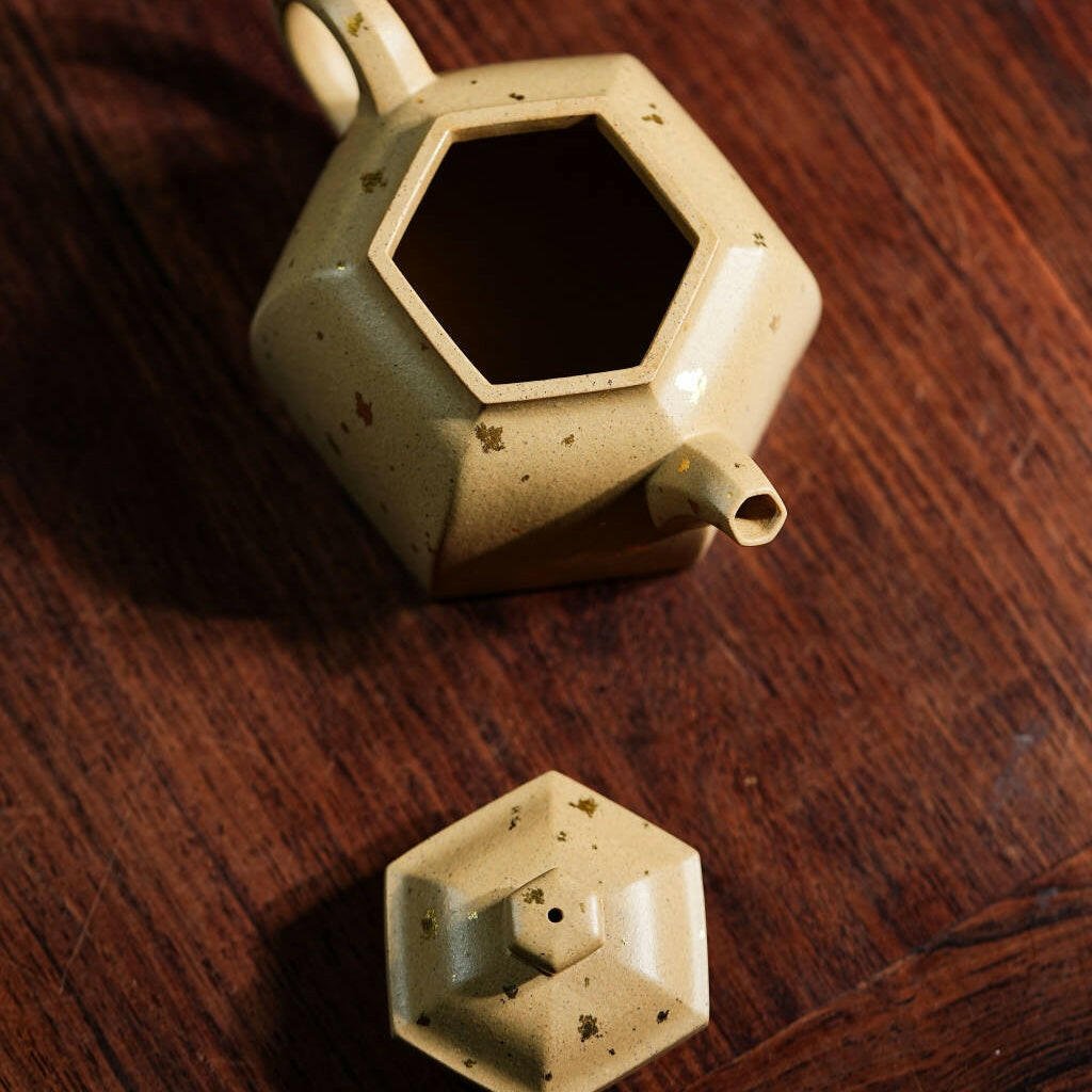 Liang Cai Liu Fang 175cc - Yixing Handmade Teapot - zycs_China