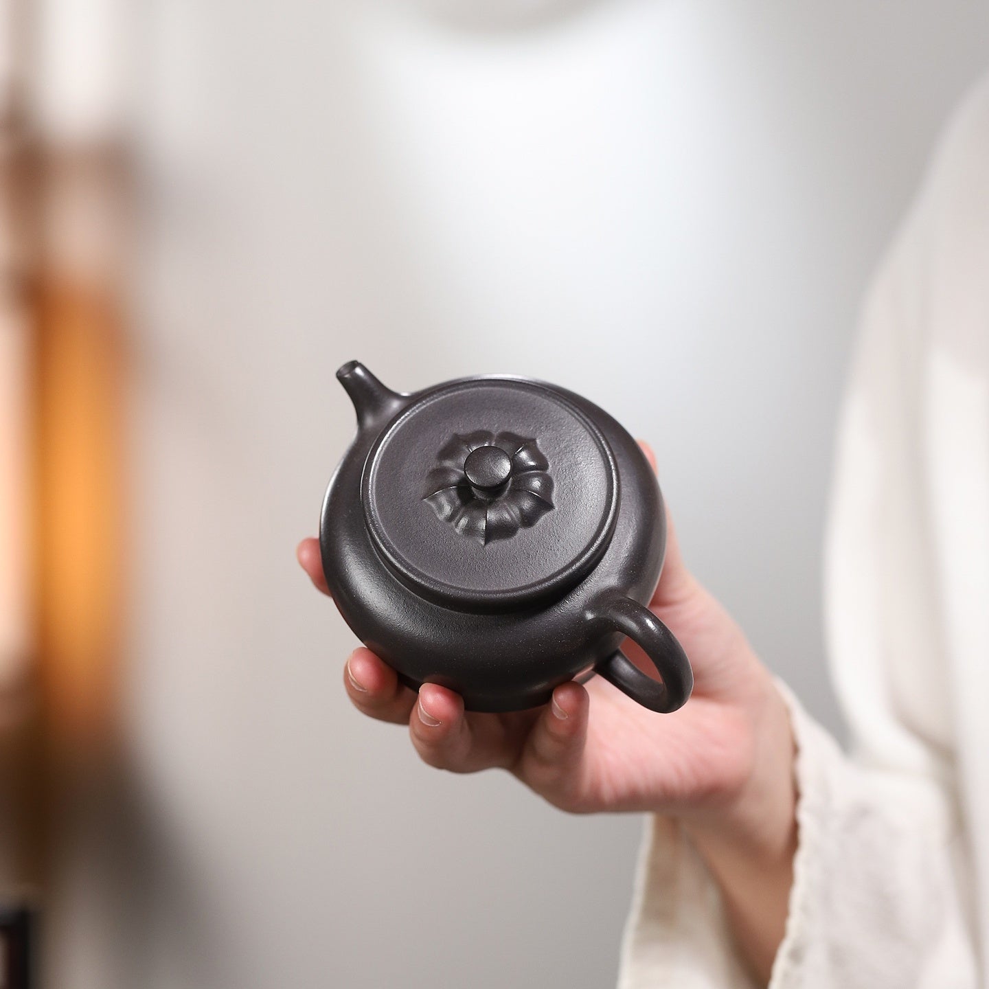 Ling Hua Bian Gu 190cc - Yixing Handmade Teapot - zycs_China