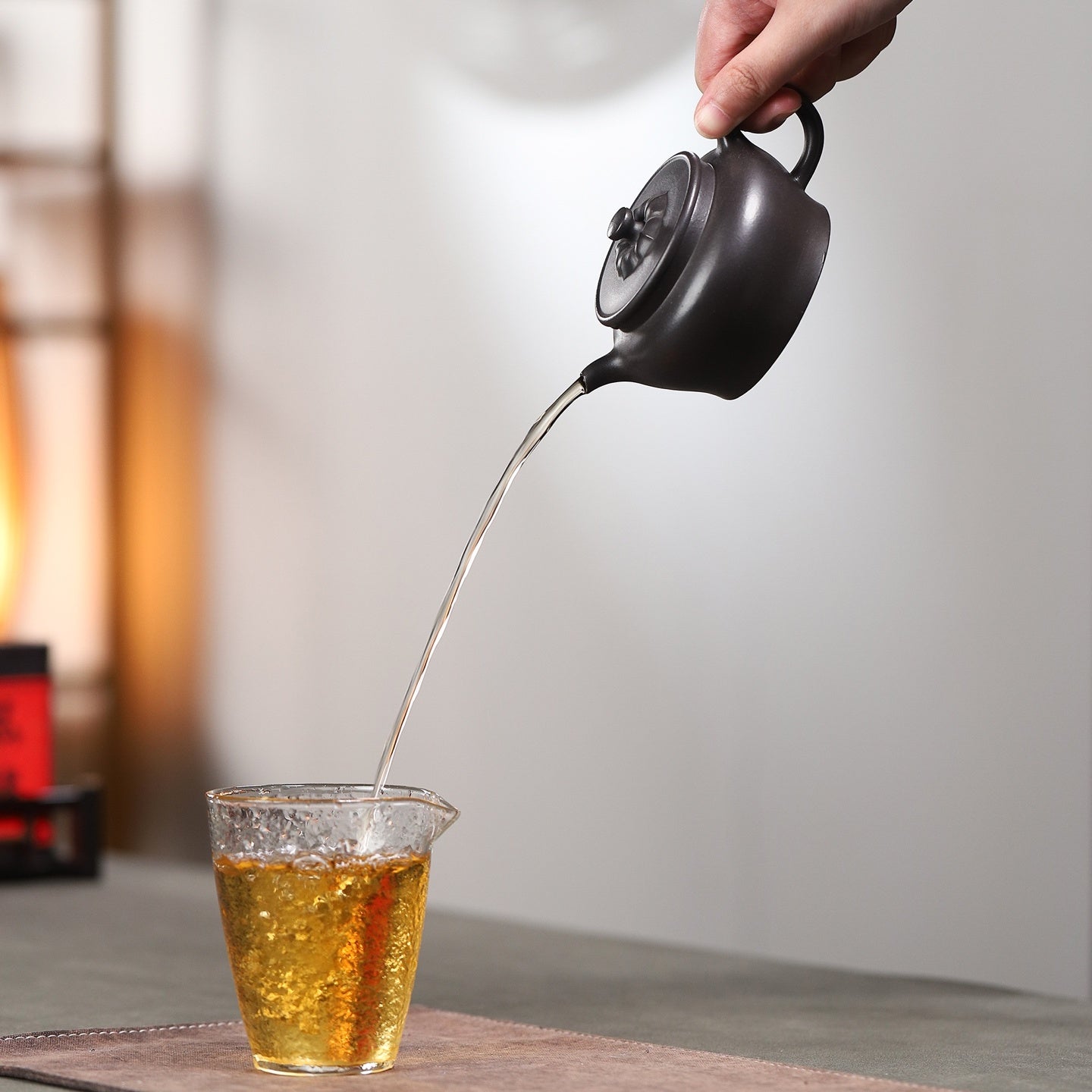 Ling Hua Bian Gu 190cc - Yixing Handmade Teapot - zycs_China