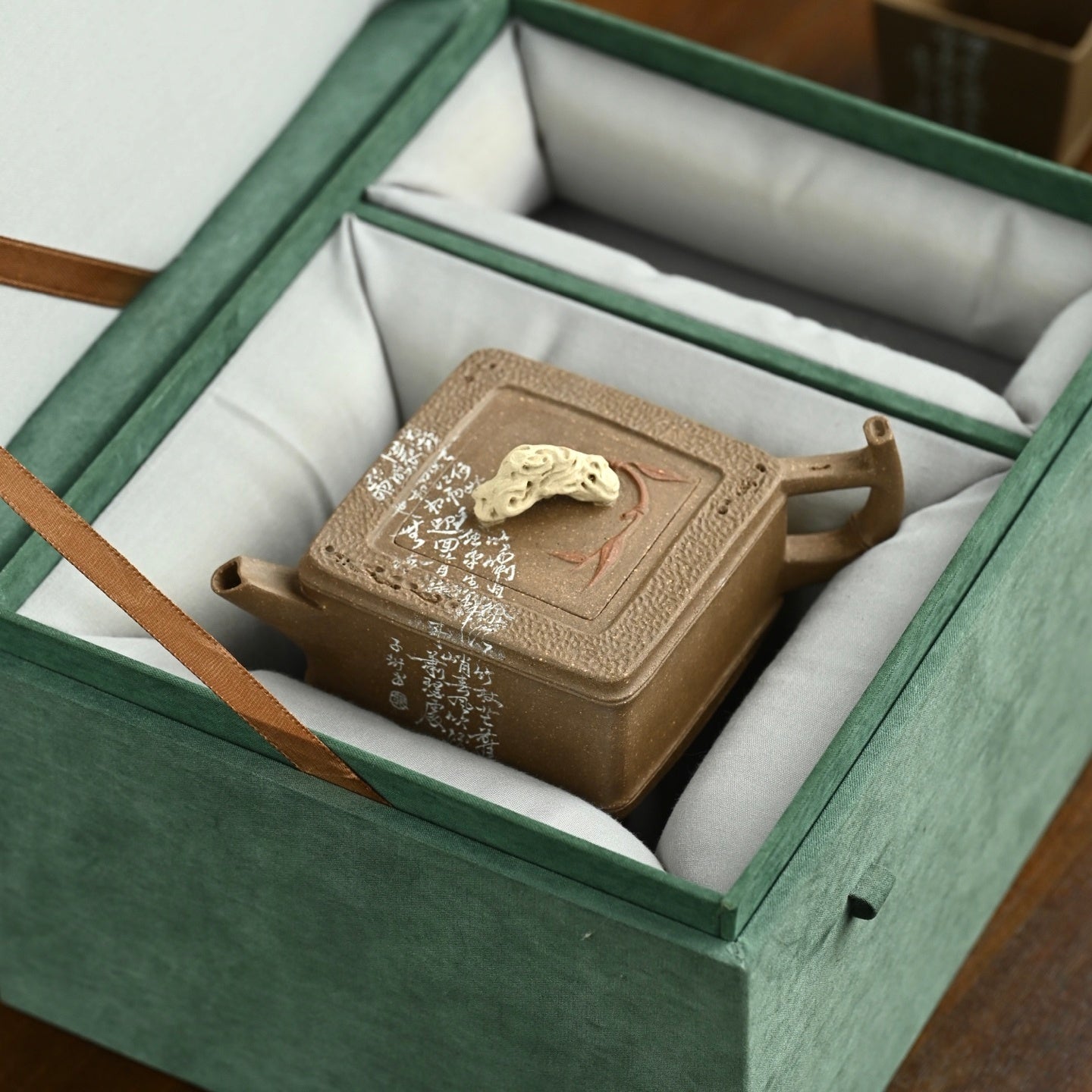 Ling Zhu 190cc - Yixing Handmade Teapot - zycs_China