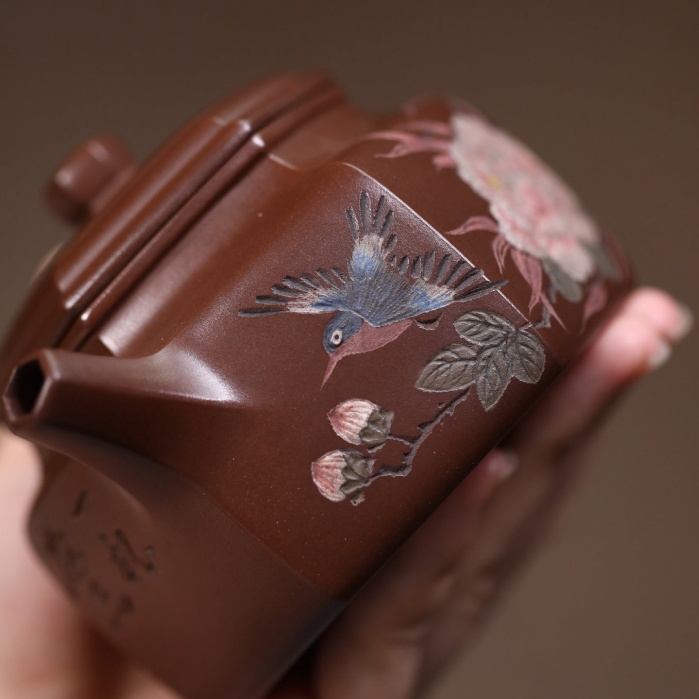 Liu Fang De Zhong 250cc - Yixing Handmade Teapot - zycs_China