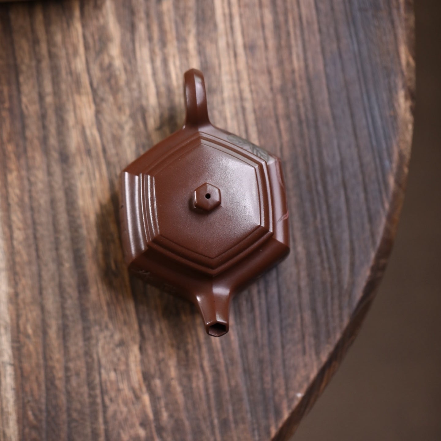 Liu Fang De Zhong 250cc - Yixing Handmade Teapot - zycs_China