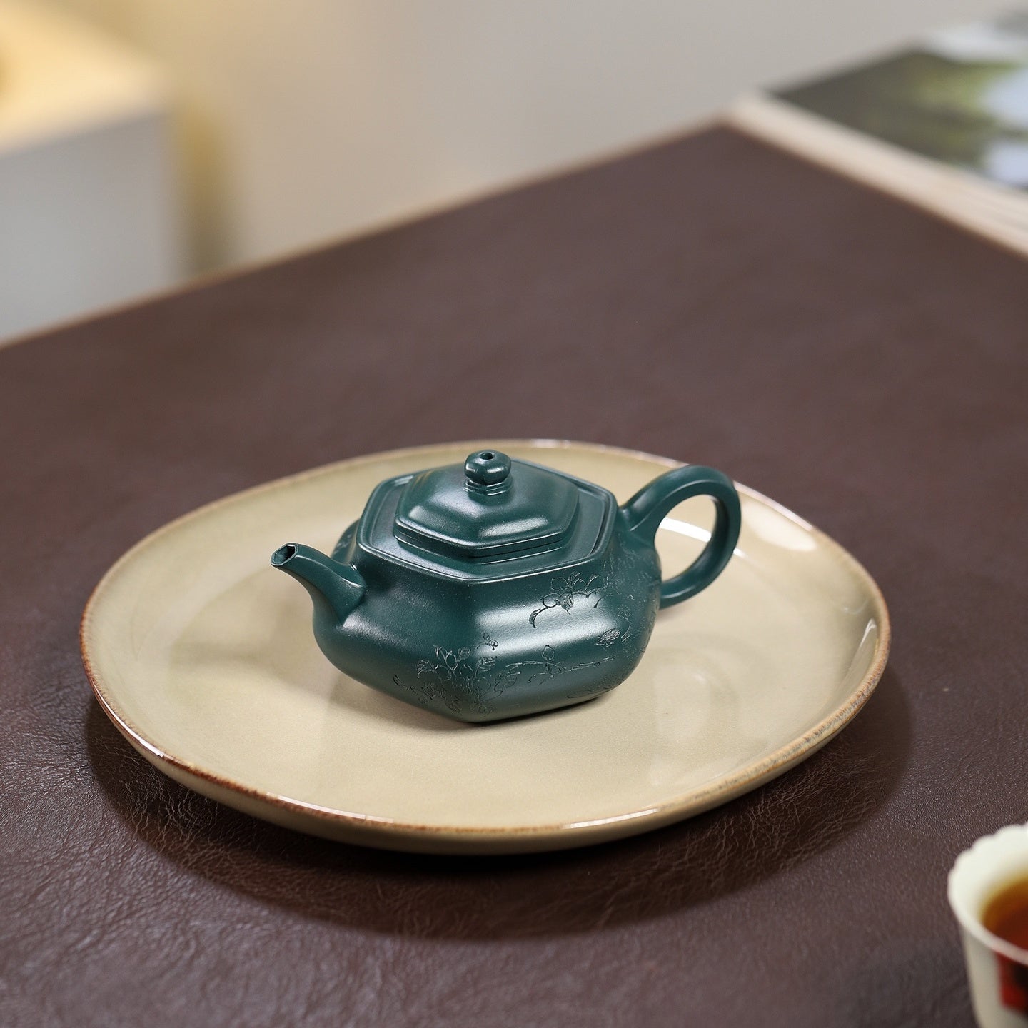 Liu Fang Gu Yun 160cc - Yixing Handmade Teapot 江苏宜兴
