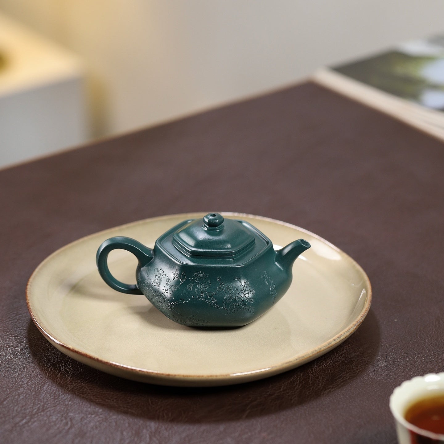 Liu Fang Gu Yun 160cc - Yixing Handmade Teapot 江苏宜兴
