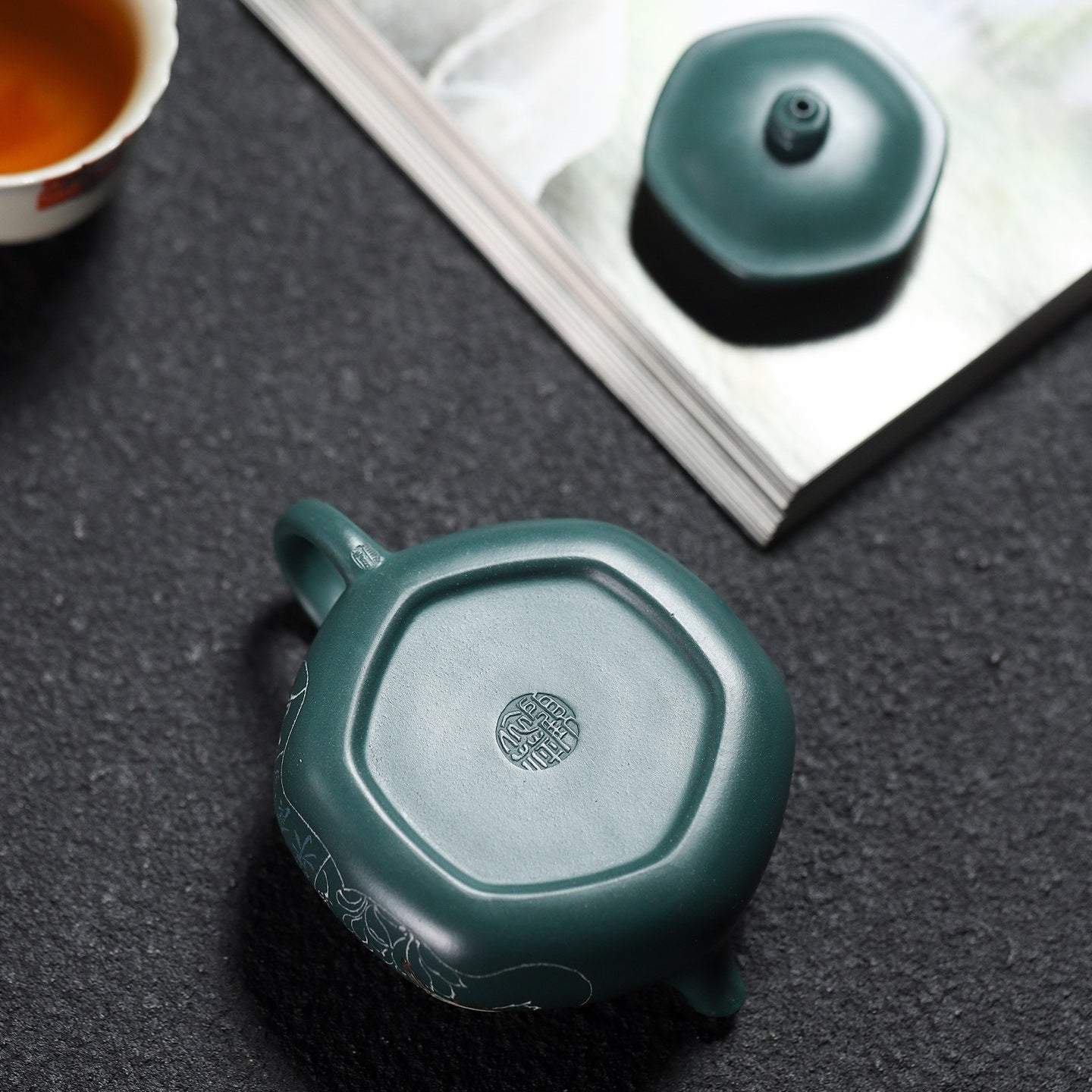 Liu Fang Han Jiang 140cc - Yixing Handmade Teapot 江苏宜兴