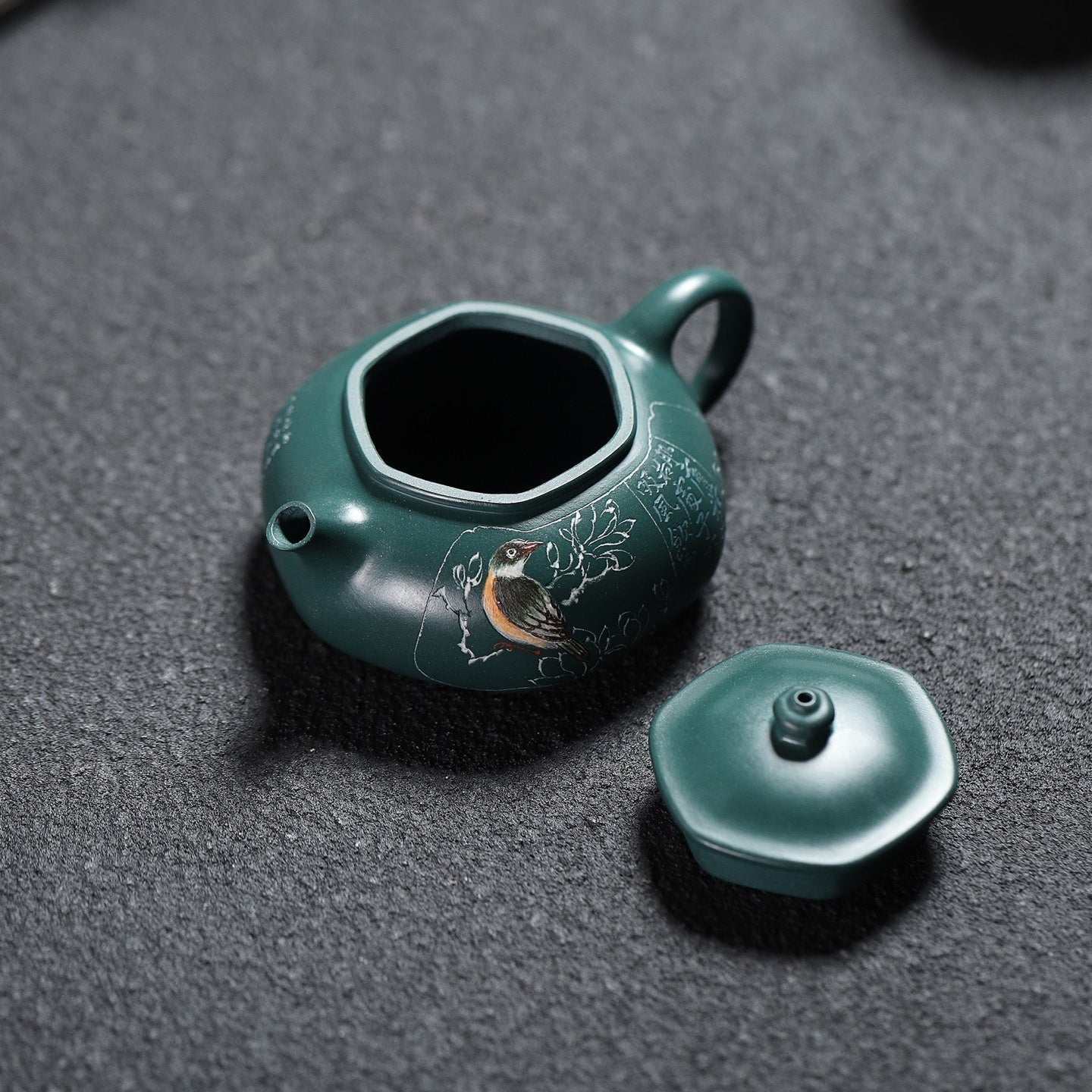 Liu Fang Han Jiang 140cc - Yixing Handmade Teapot 江苏宜兴