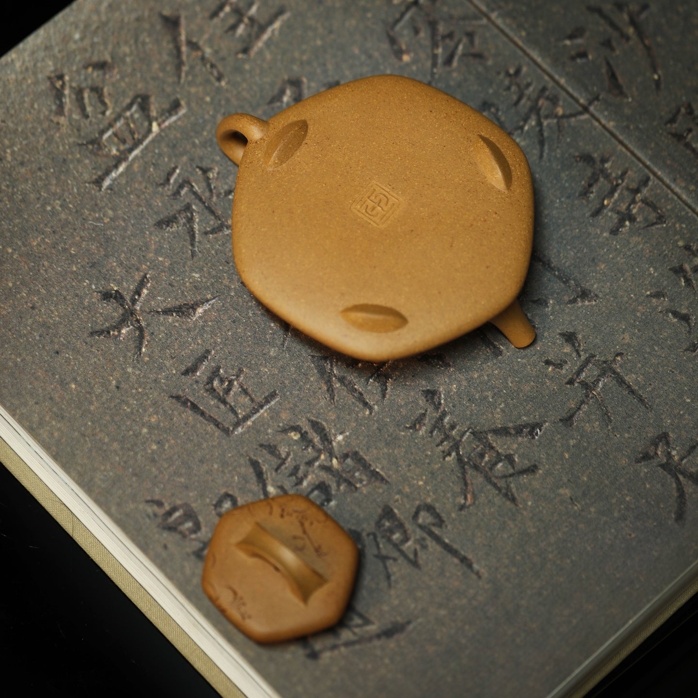 Liu Fang He Piao 150cc - Yixing Handmade Teapot - zycs_China