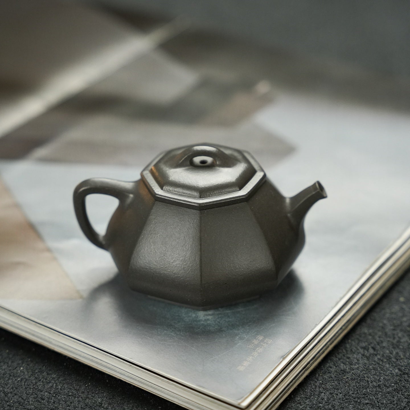 Liu Fang Jing Piao 180cc - Yixing Handmade Teapot - zycs_China