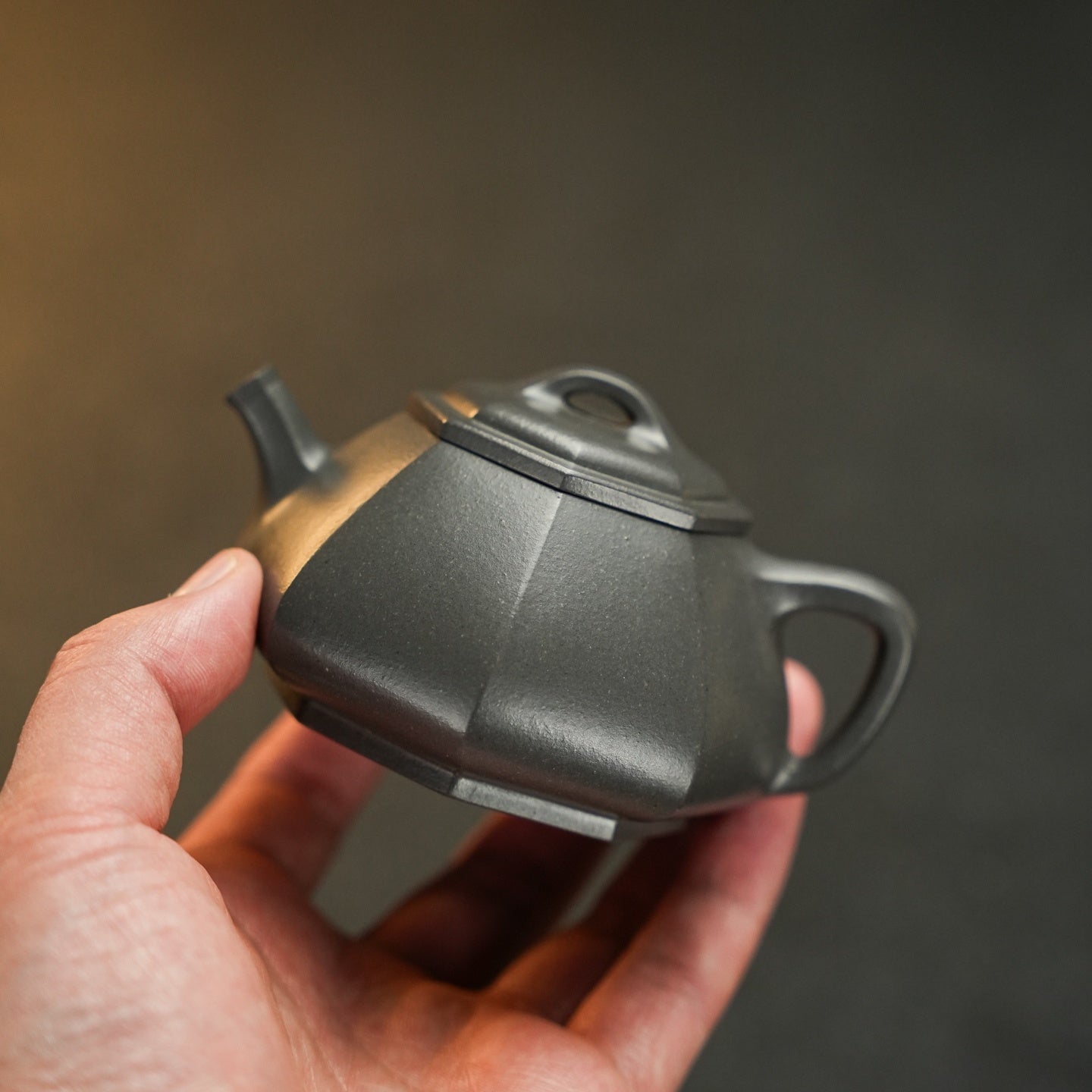 Liu Fang Jing Piao 180cc - Yixing Handmade Teapot - zycs_China