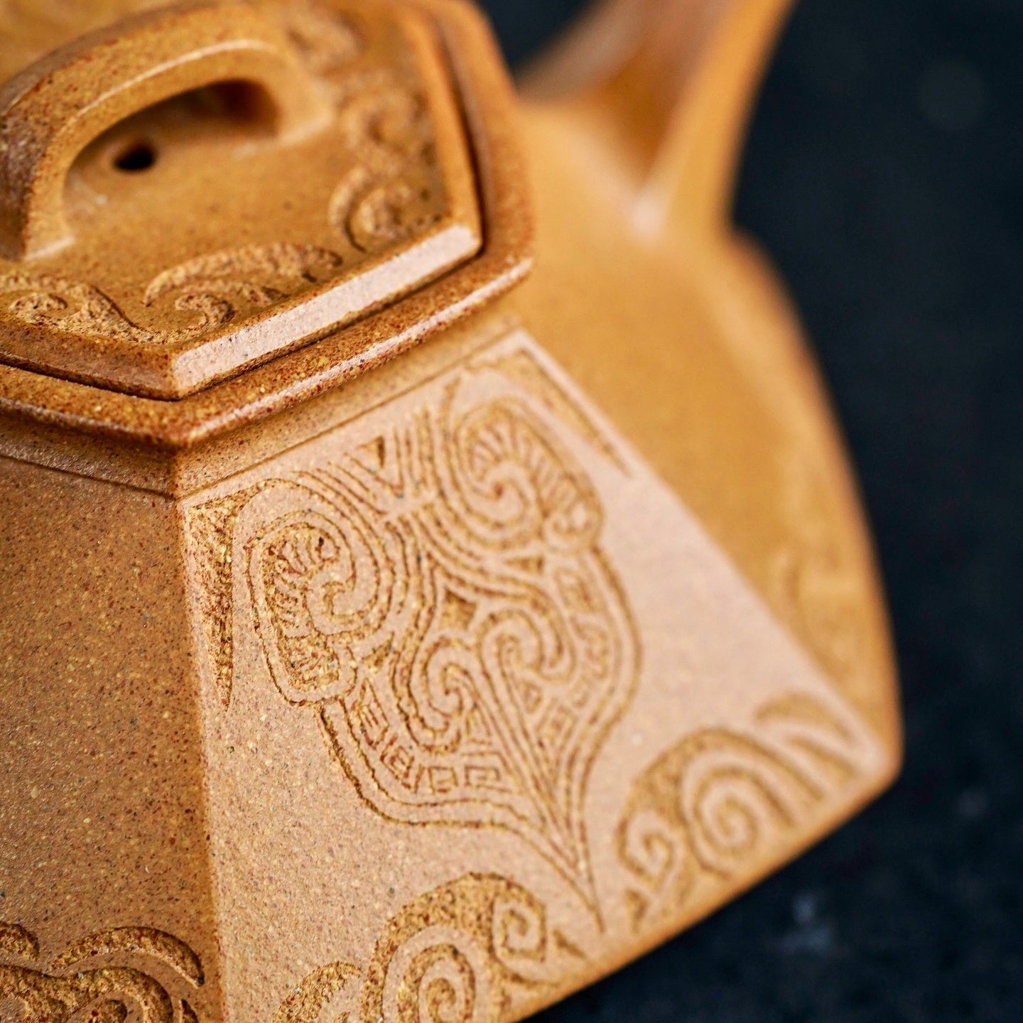 Liu Fang Ke Piao 160cc - Yixing Handmade Teapot 江苏宜兴